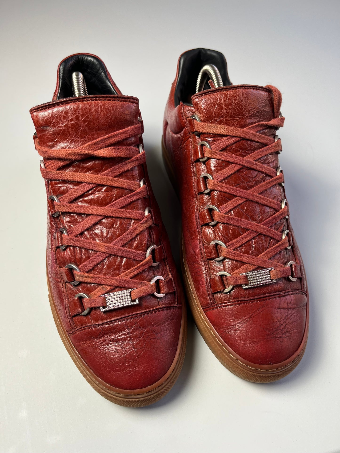 BALENCIAGA ARENA LOW (burgundy)