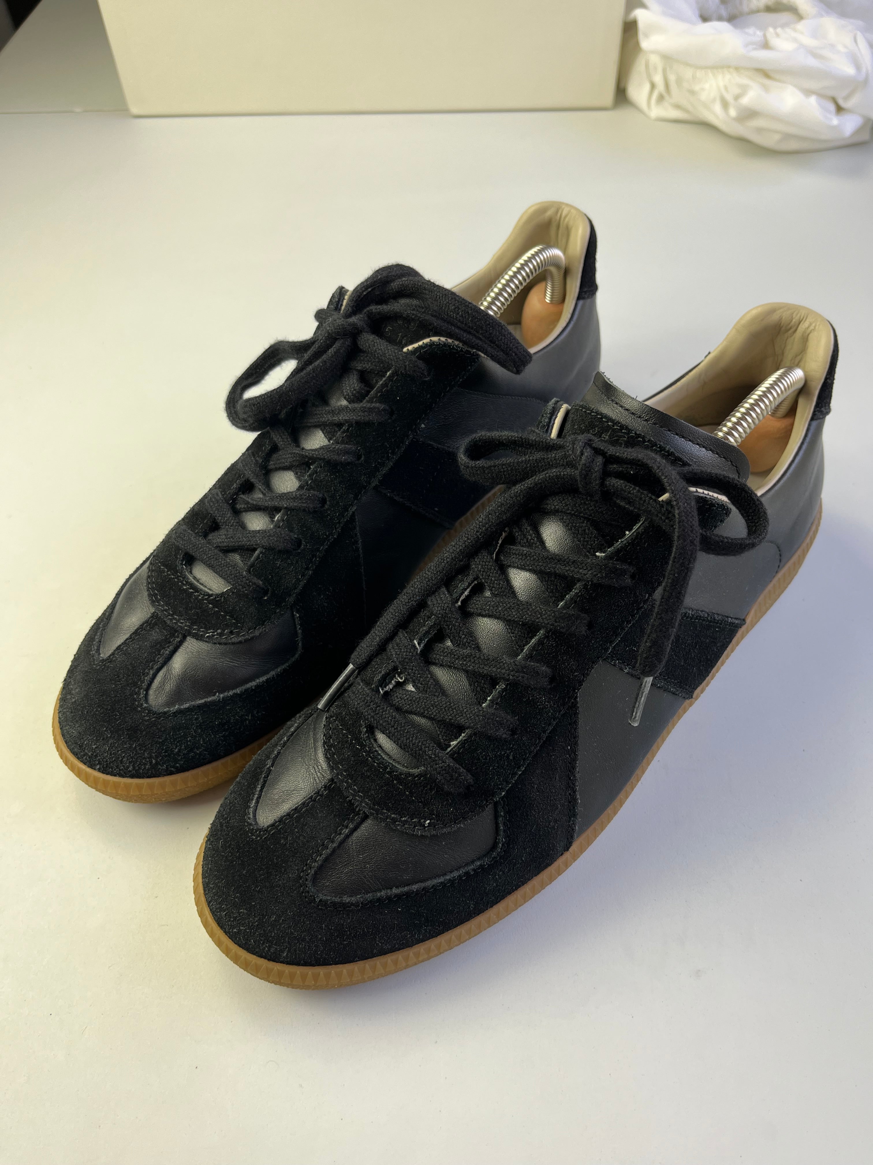 Maison Margiela black gats - Eu 43 - black
