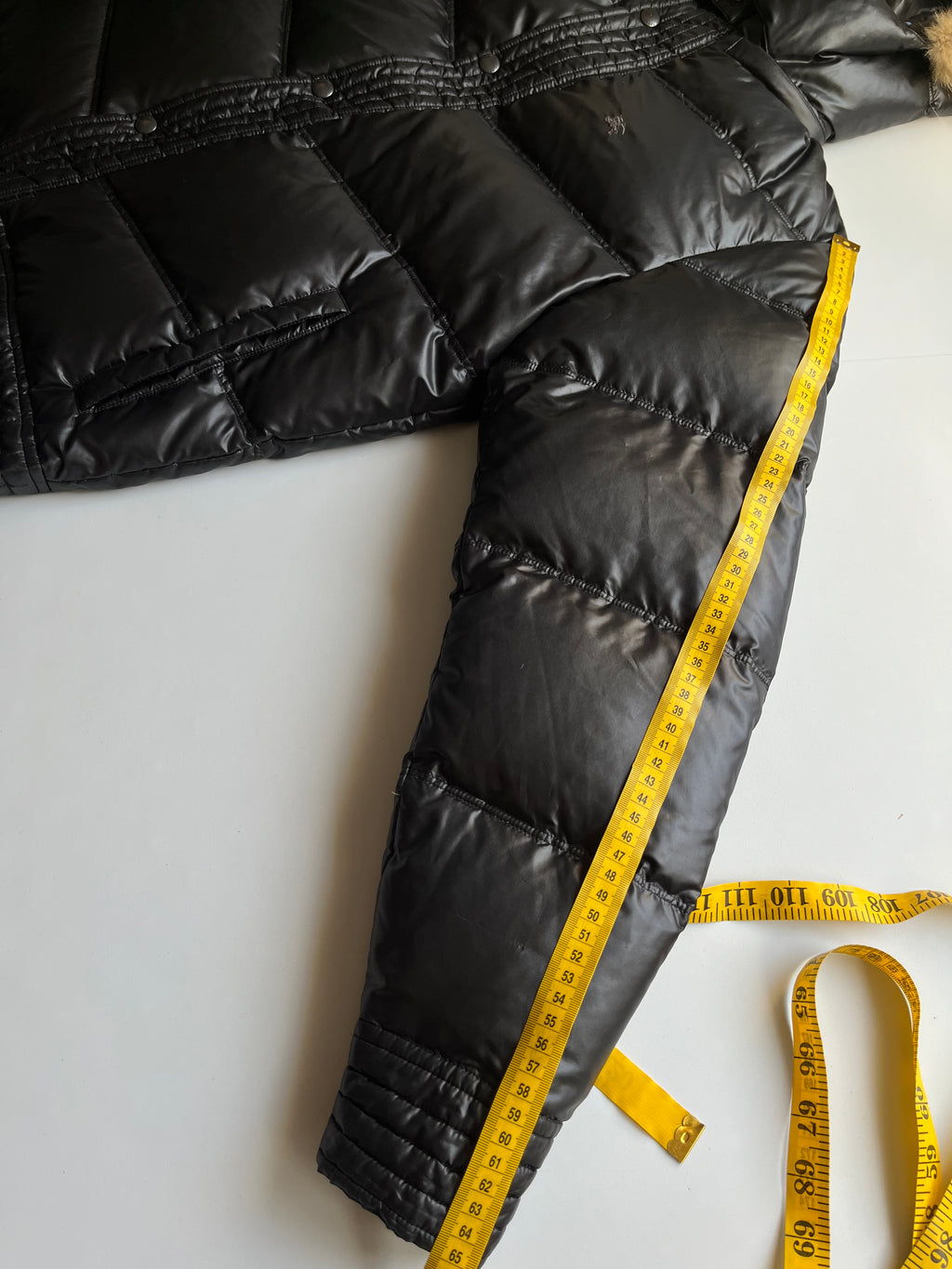 00’s BURBERRY made in Japan real fur down jacket (S/M) - black