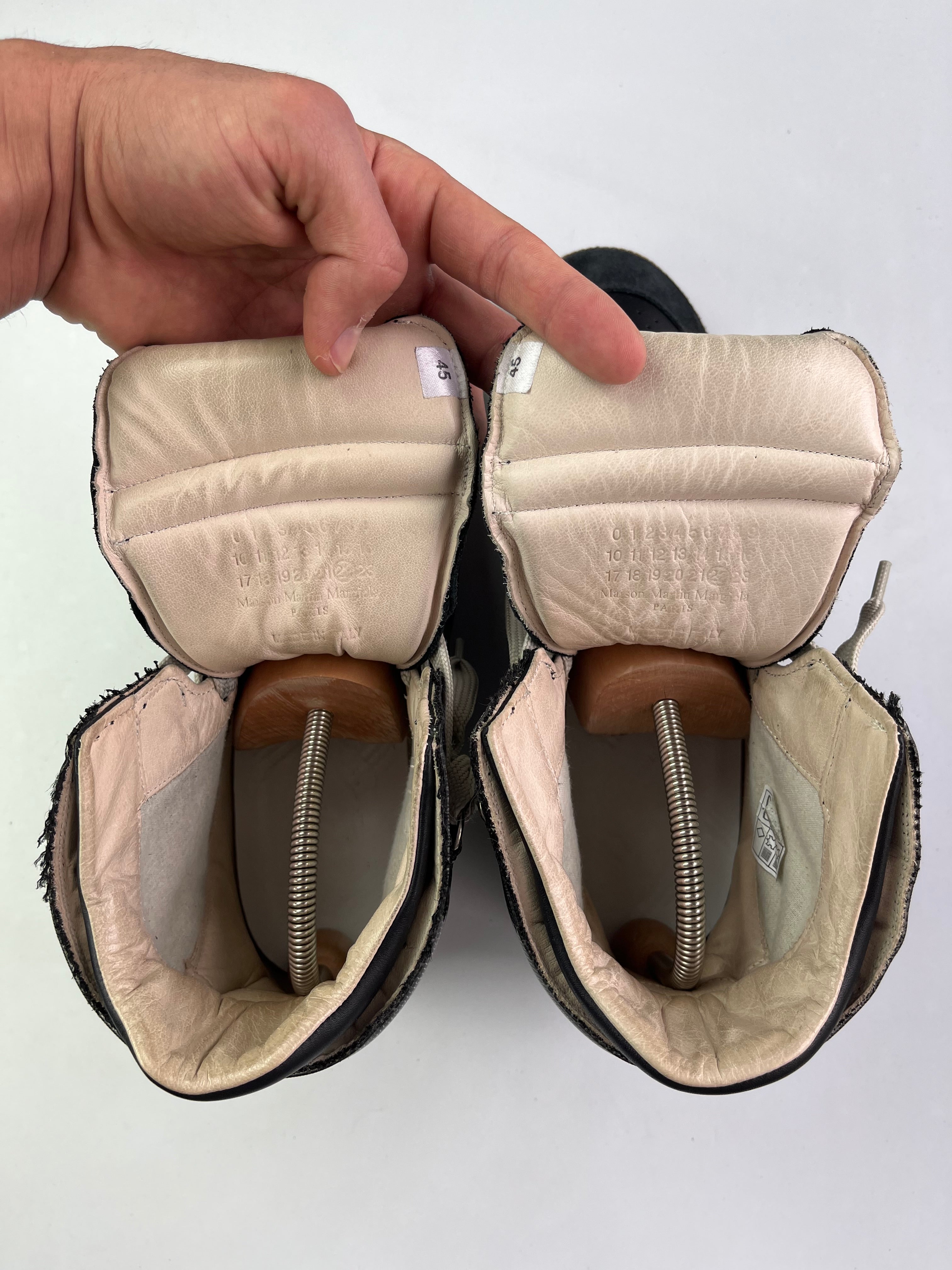 2009 Maison Margiela high top gats - Eu 45 - black