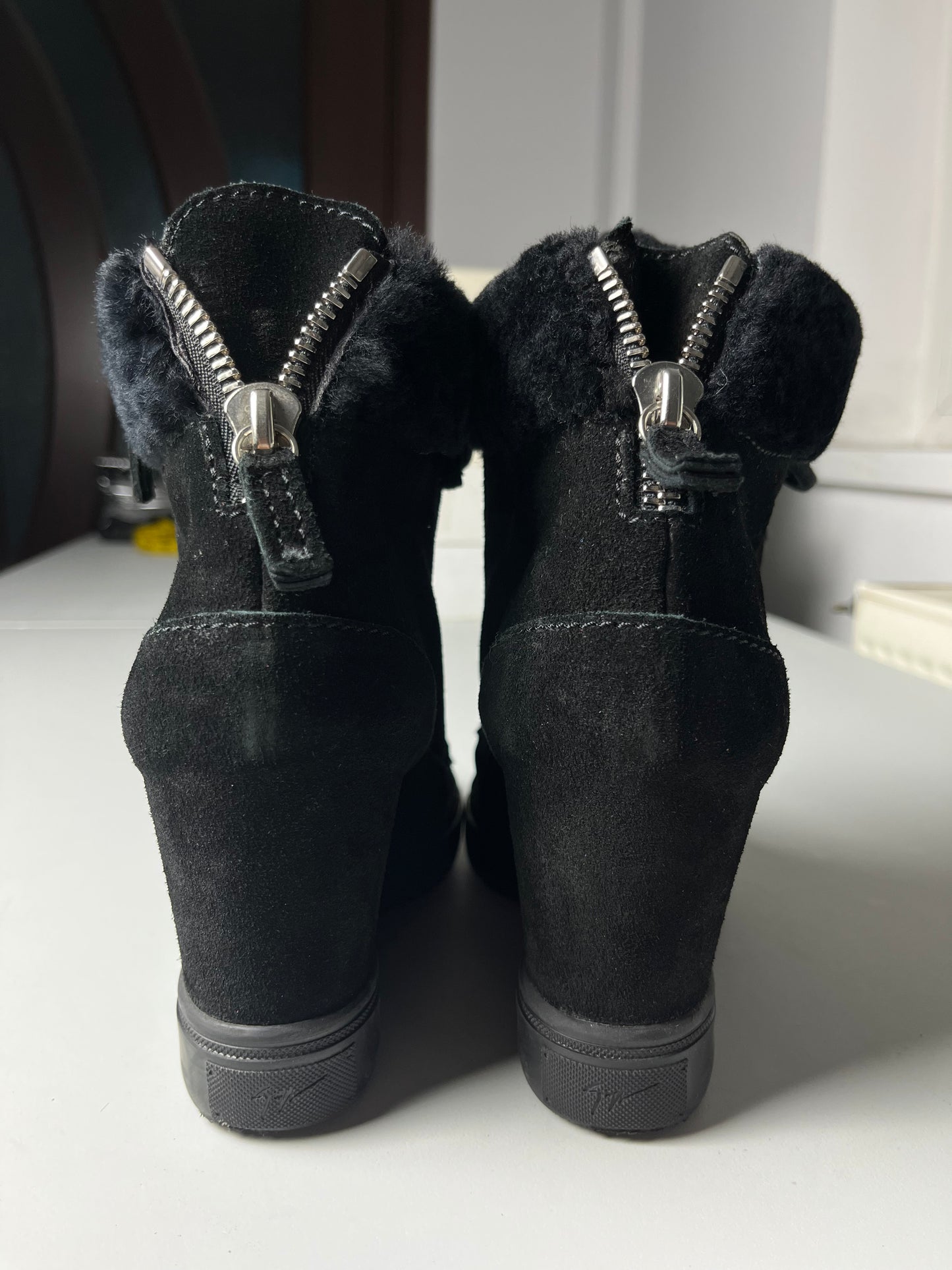 Giuseppe Zanotti suede wedge heel sneakers - EU 37 - black