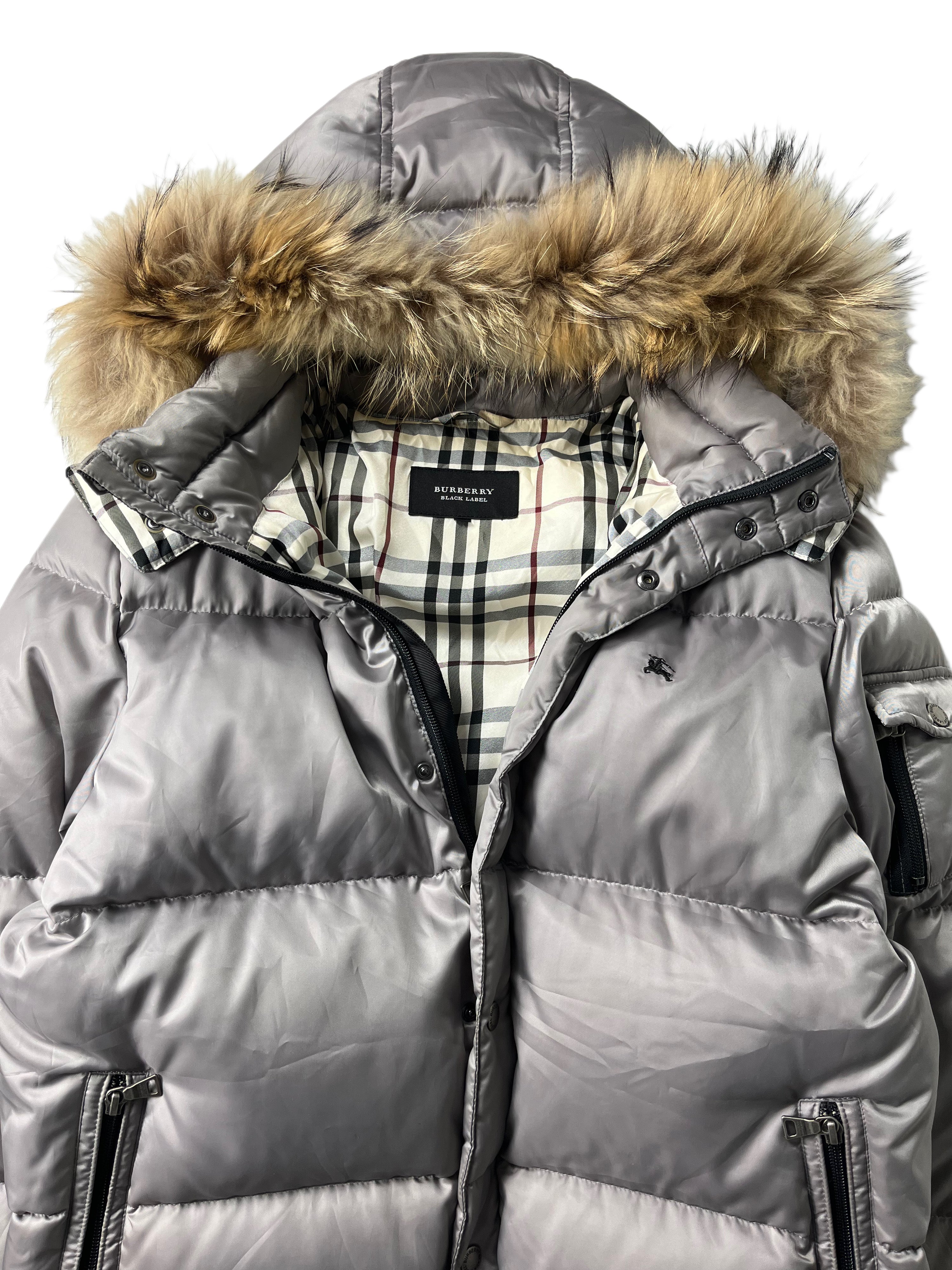 00’s BURBERRY made in Japan real fur down jacket (L/XL) - silver grey