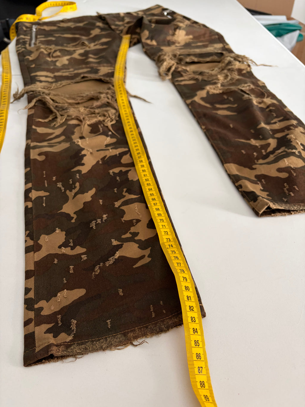 BALMAIN distressed camo biker denim - 34