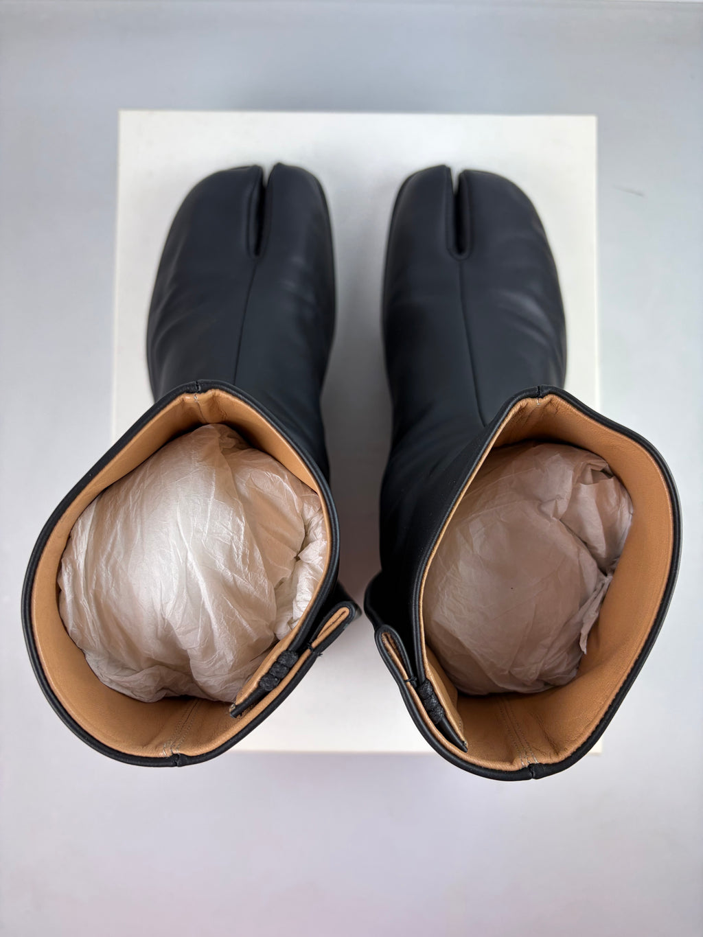 Maison Margiela Tabi leather boots - eu 43 / us 10 - black
