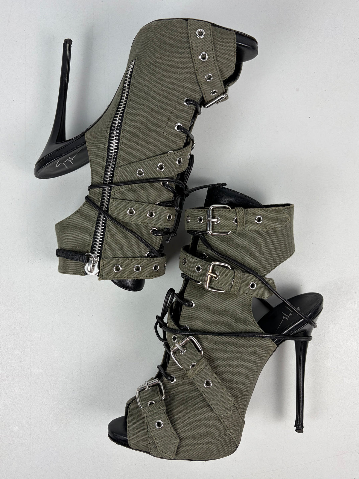 Giuseppe Zanotti ‘Coline’ canvas buckle peep-toe ankle boots - eu 40 / us 10 / uk 7 - military green