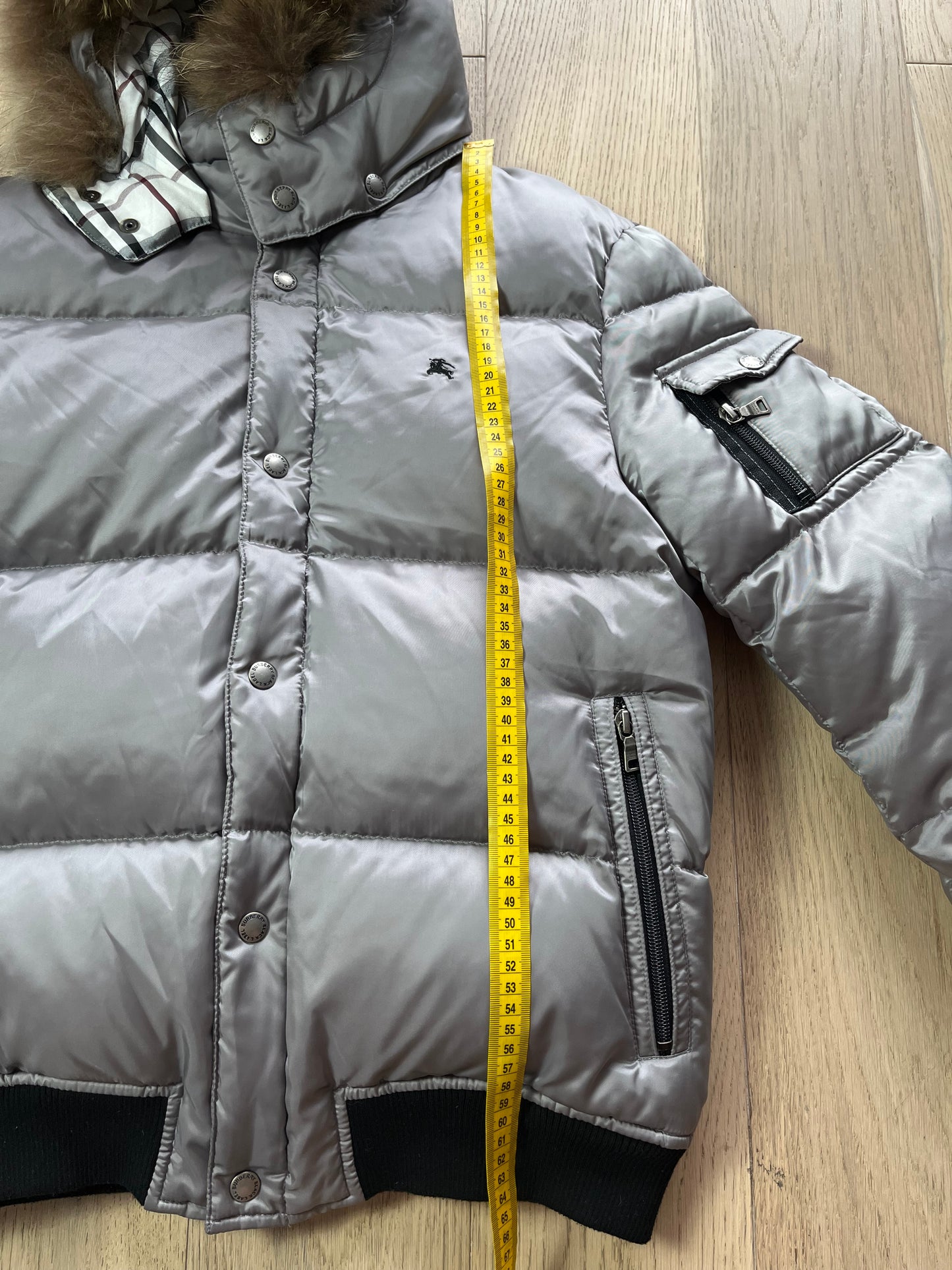 00’s BURBERRY made in Japan real fur down jacket (S/M) - silver grey