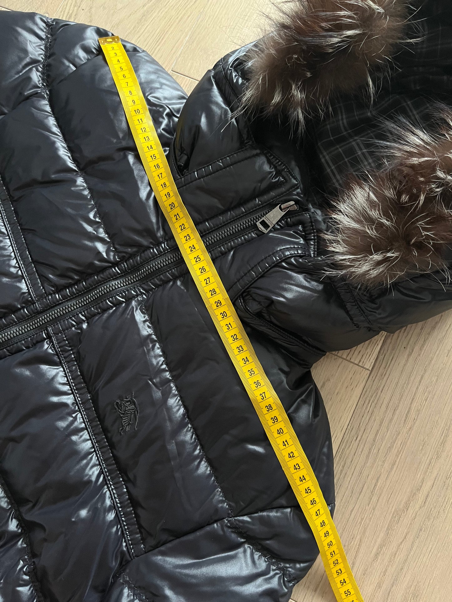 00’s BURBERRY made in Japan real fur down jacket (L/LL) - black