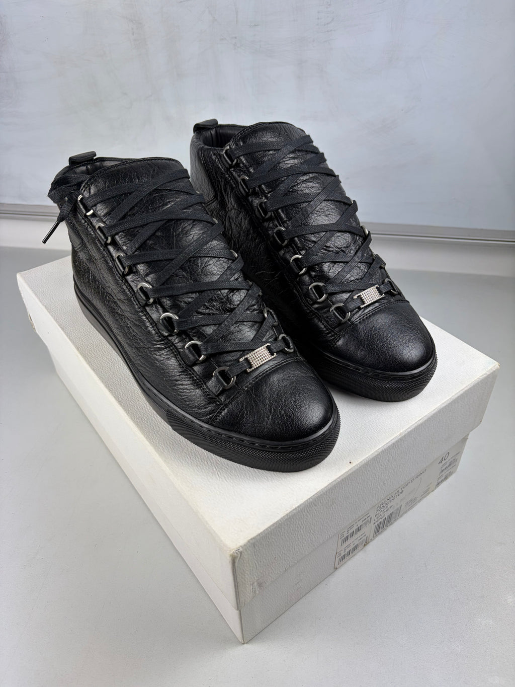 Balenciaga arena high tops - eu 40 / us 7 / uk 6 - black