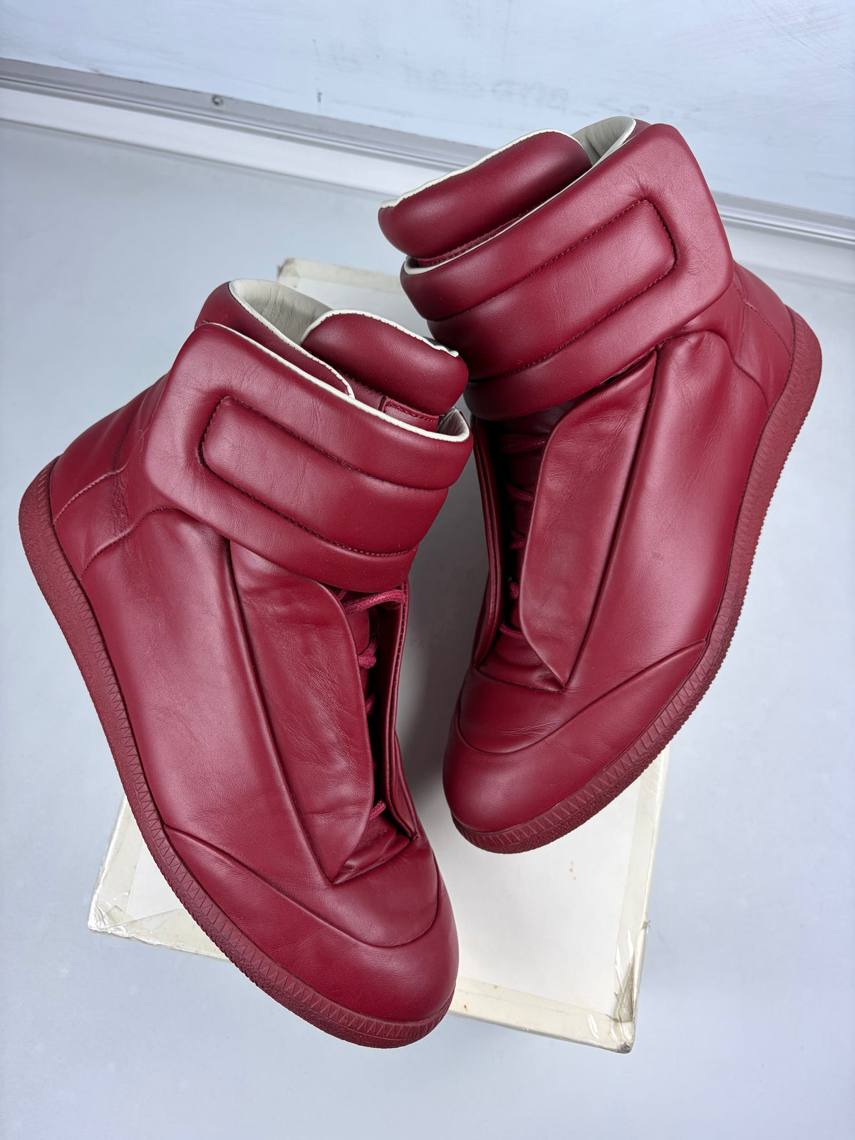 Maison Margiela Future high tops - eu 41 / us 8 / uk 7 - burgundy