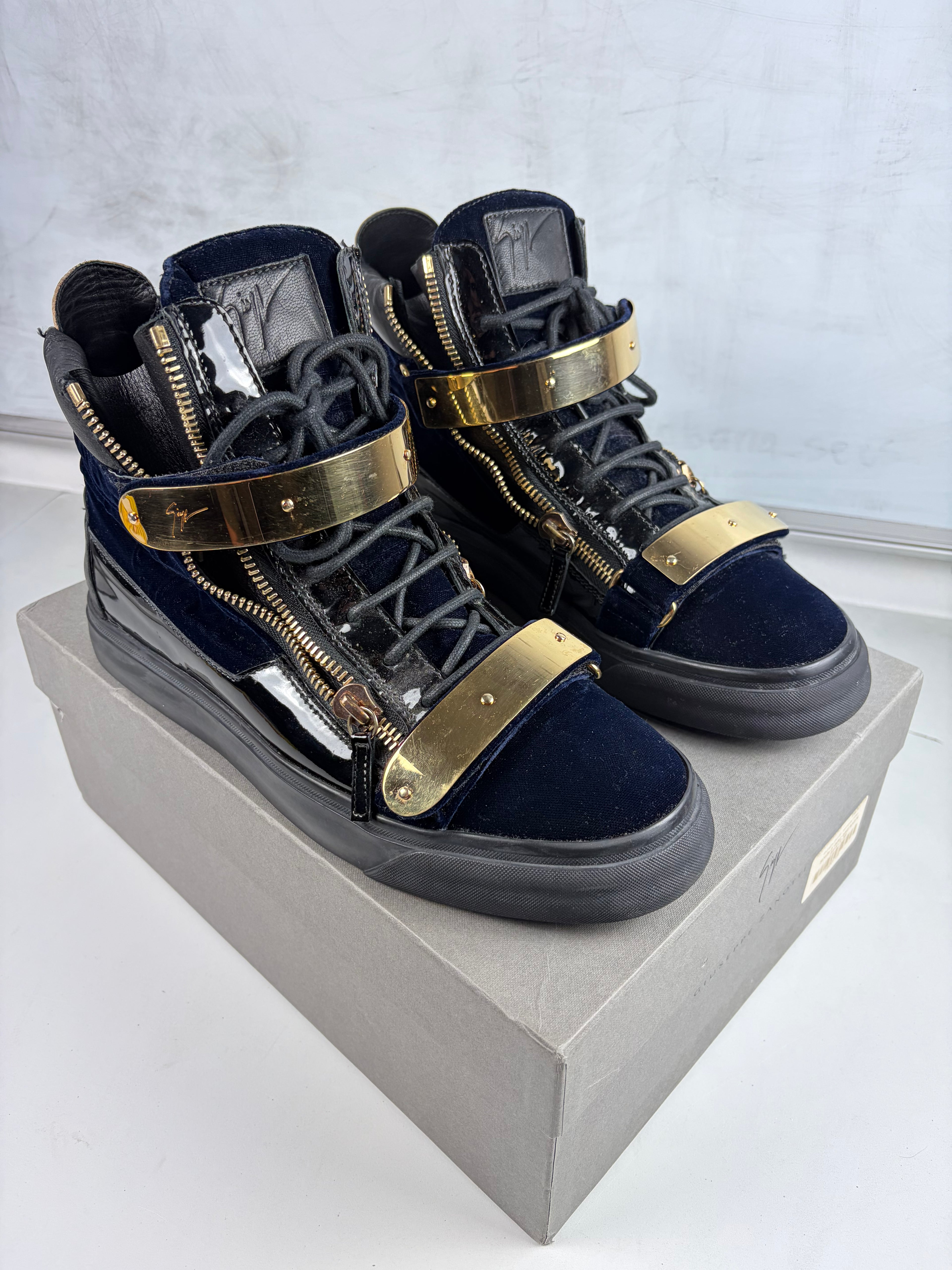 Giuseppe Zanotti velvet & patent leather high tops - eu 44 / us 11 - navy blue