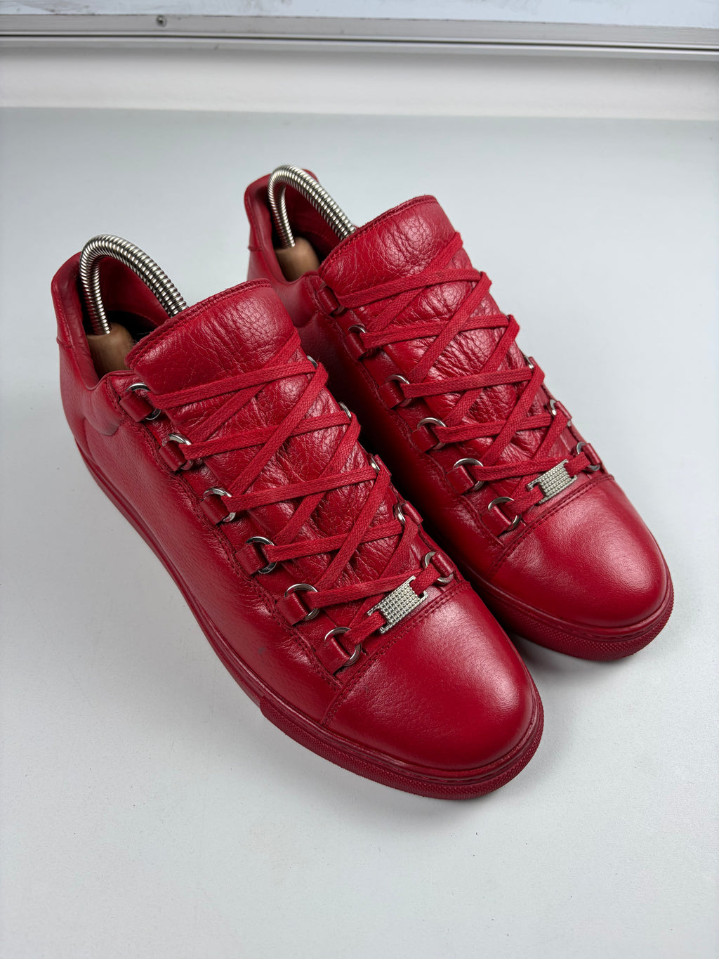 Balenciaga arena low - eu 40 / us 7 - red