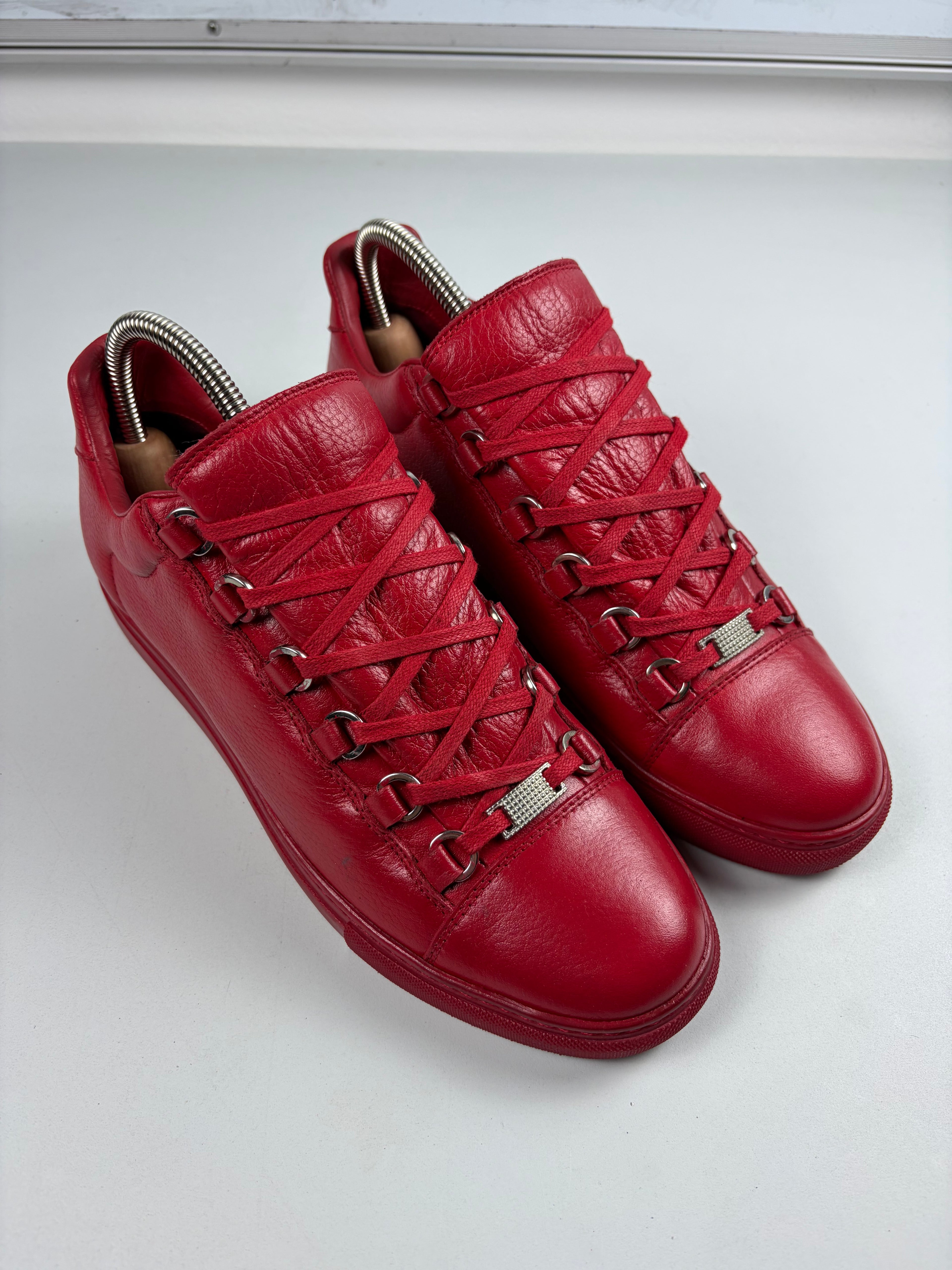 Balenciaga arena low - eu 40 / us 7 - red