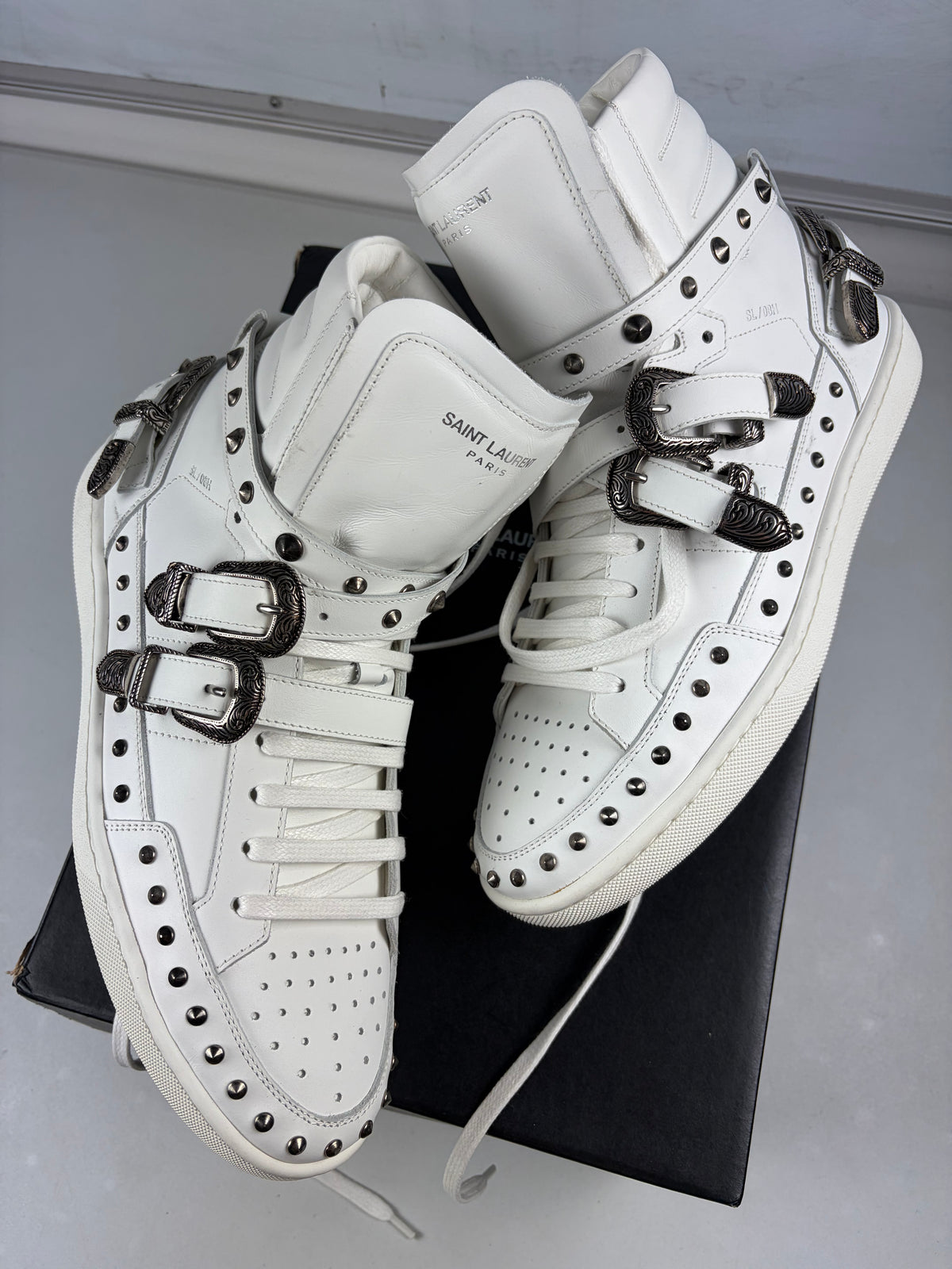 Saint Laurent SL/08H Wolly Spike high-tops - eu 40 / us 7 / uk 6 - white - brand new