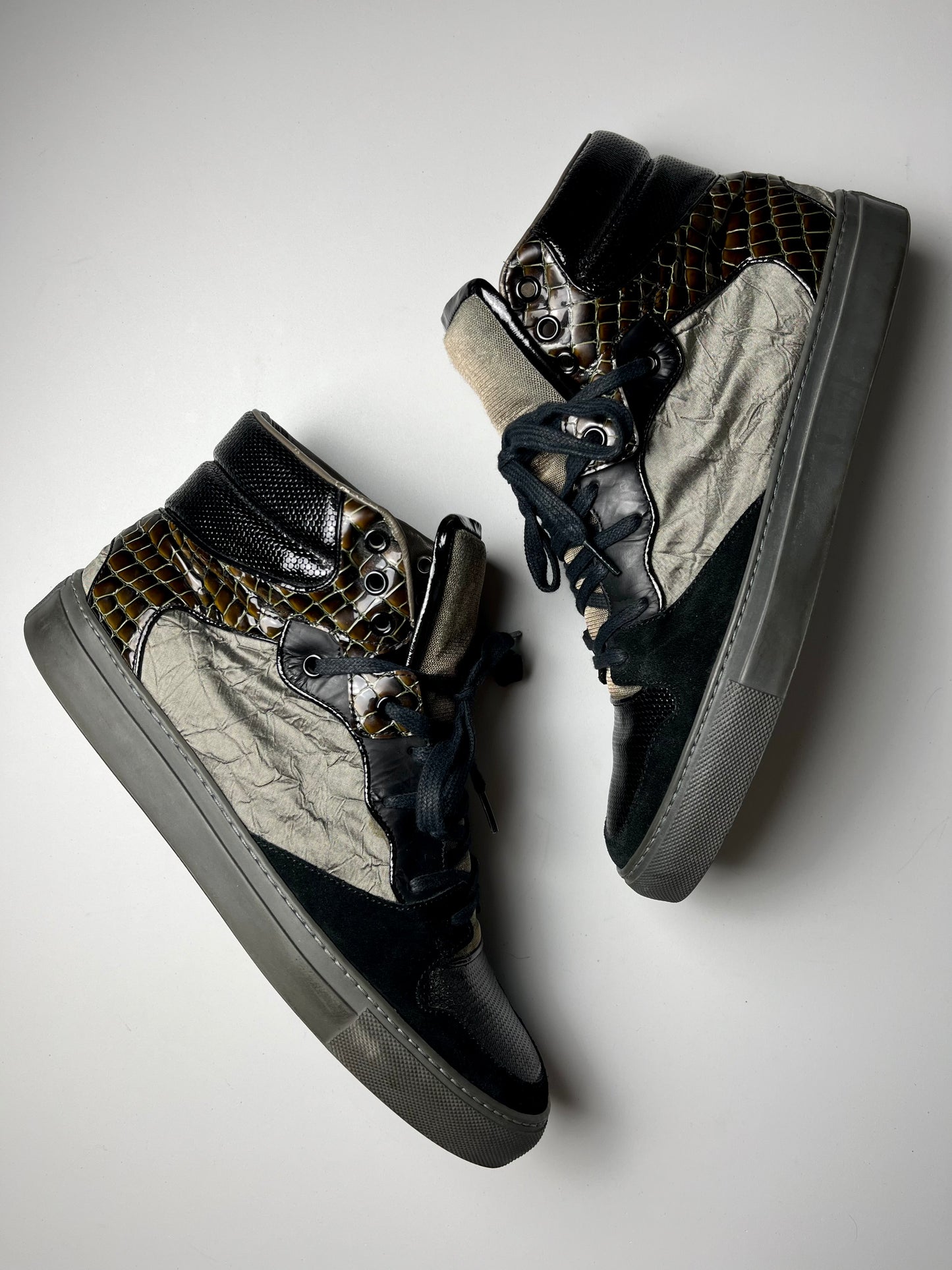2010 Balenciaga Python skin high top sneakers - EU 41 - black/green