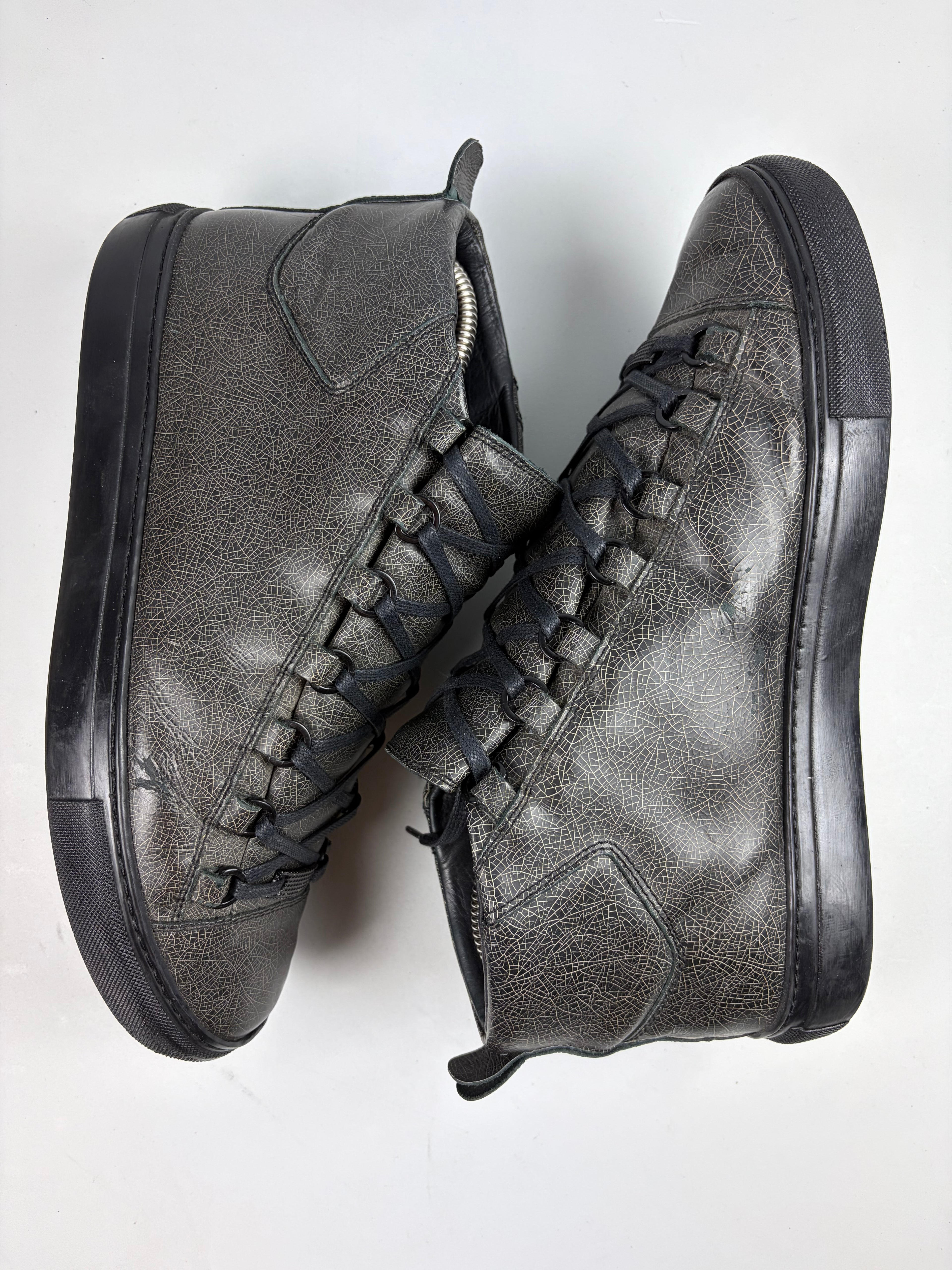 Balenciaga arena ‘Cracked leather’ high tops - eu 41 / us 8 - brown