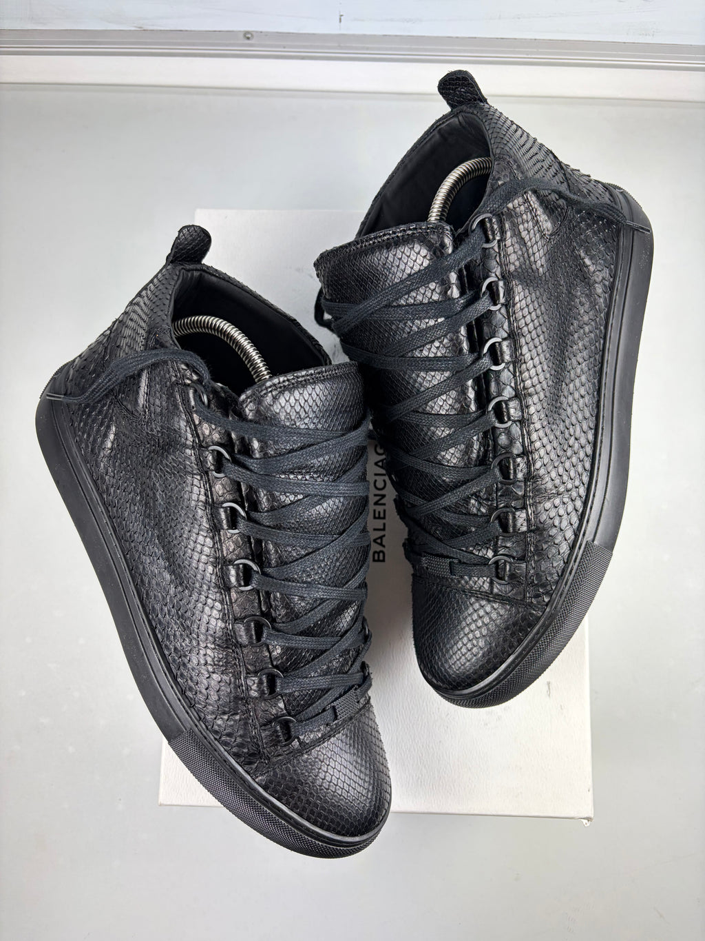Balenciaga arena ‘Python Skin’ high tops - eu 42 / us 9  - black