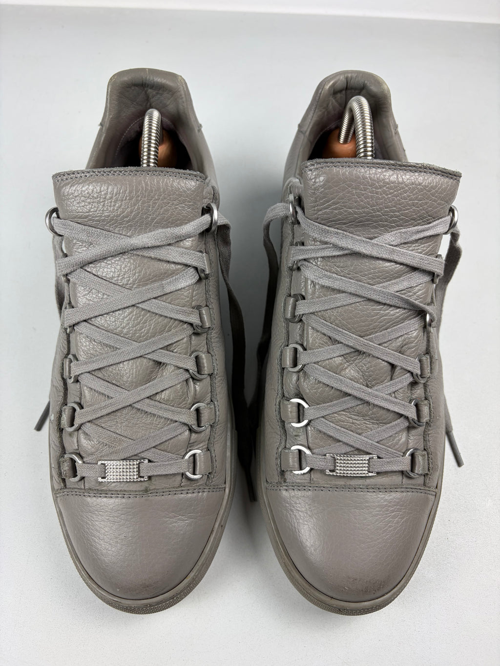 Balenciaga arena low - eu 42 / us 9 / uk 8 - grey