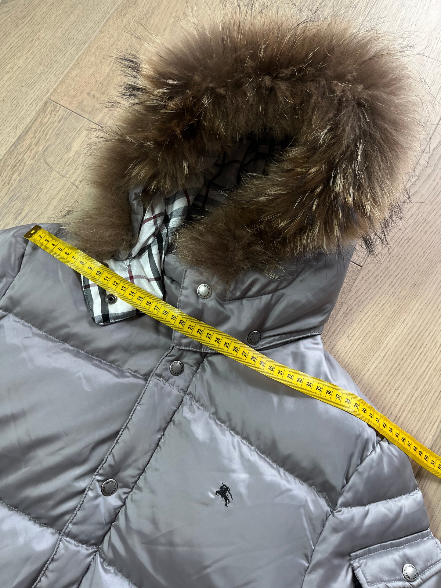 00’s BURBERRY made in Japan real fur down jacket (S/M) - silver grey
