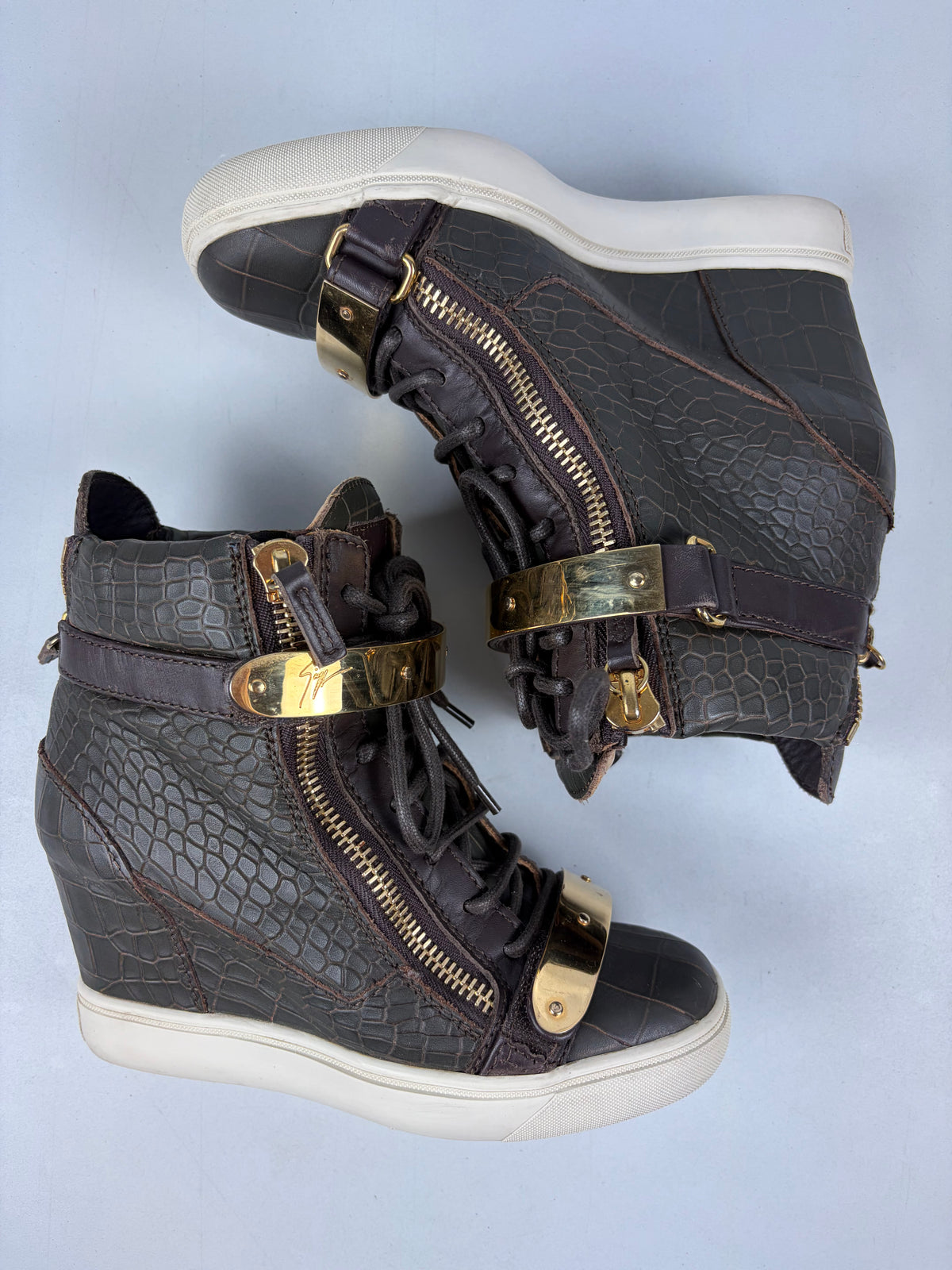 Giuseppe Zanotti dark green croc-embossed leather wedges - eu 37.5 / us 7.5 / uk 4.5