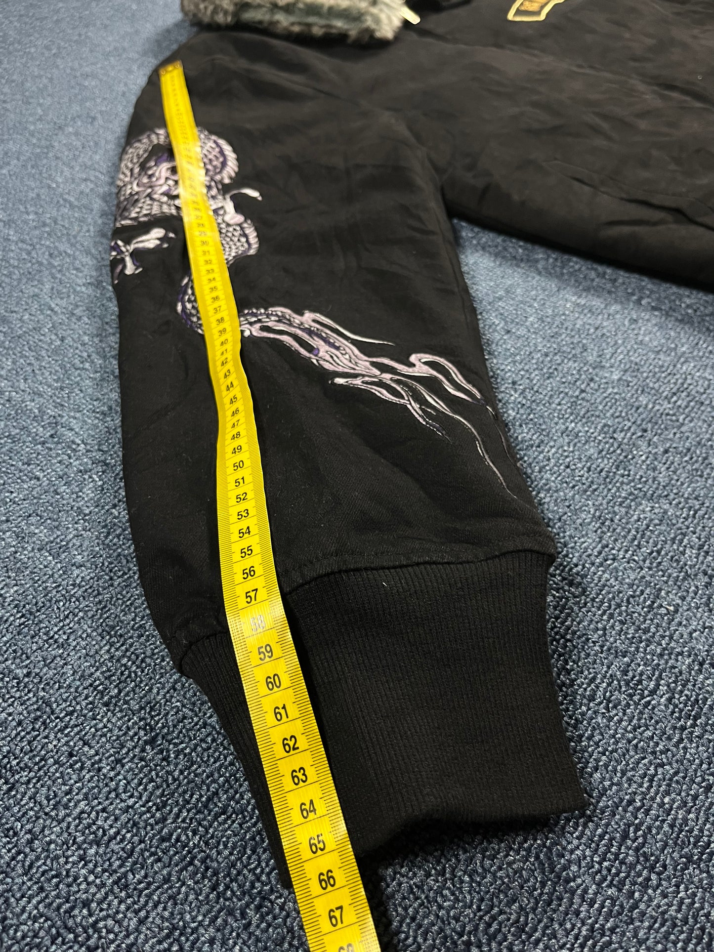 KARAKURI EMBROIDERED BOMBER JACKET (L/XL)