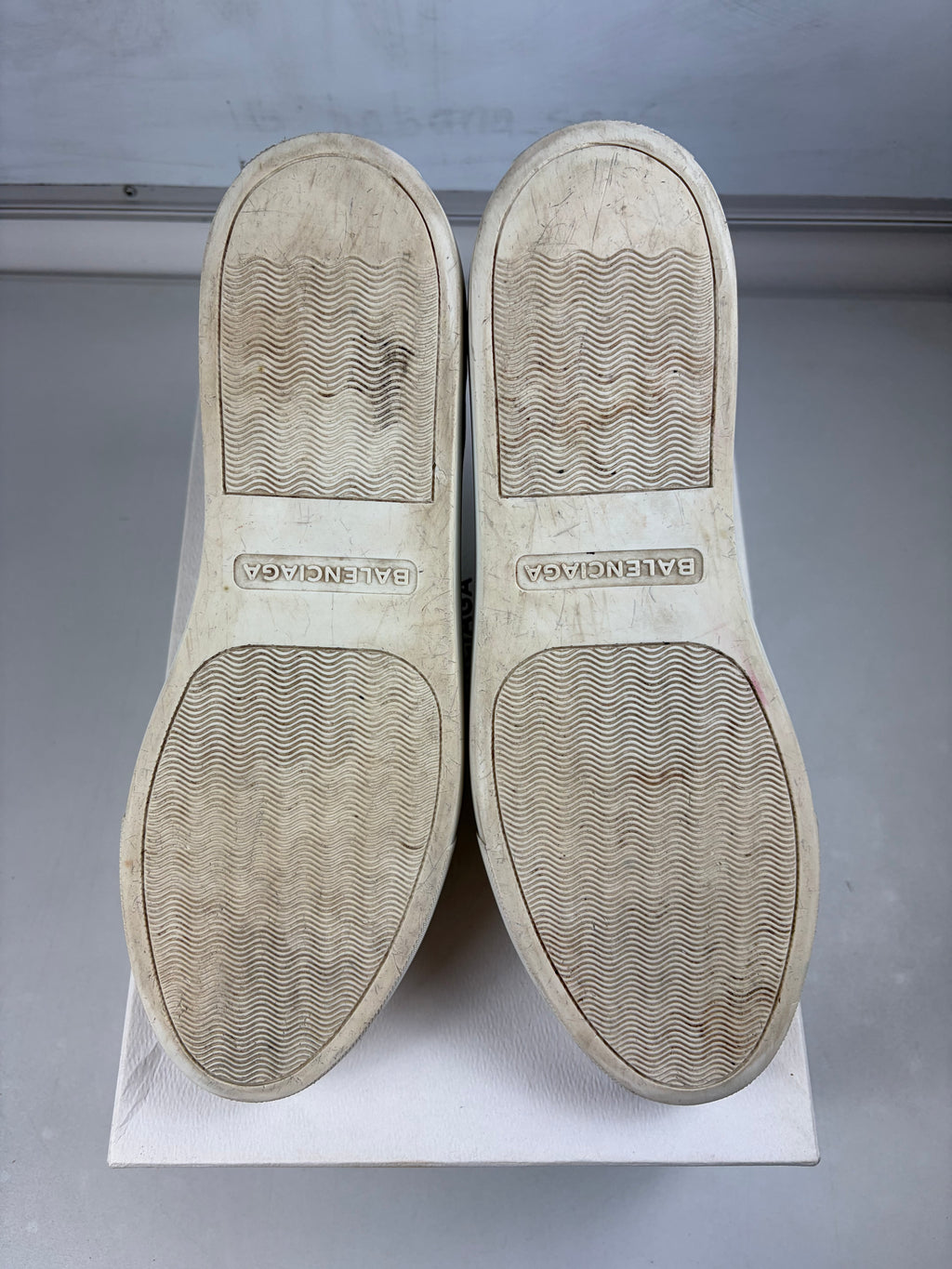 Balenciaga arena low - eu 44 / us 11 / uk 10.5 - white
