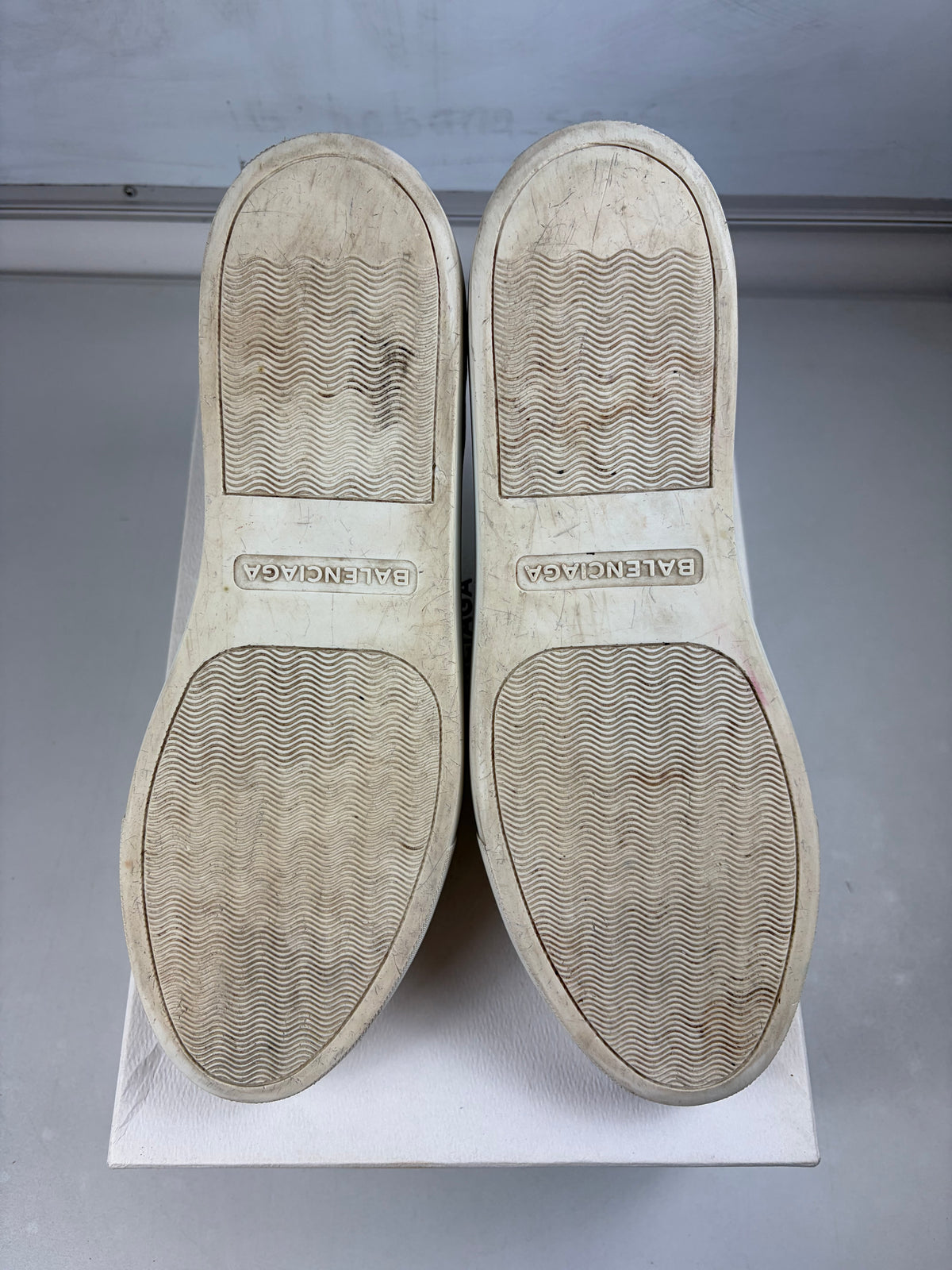 Balenciaga arena low - eu 44 / us 11 / uk 10.5 - white