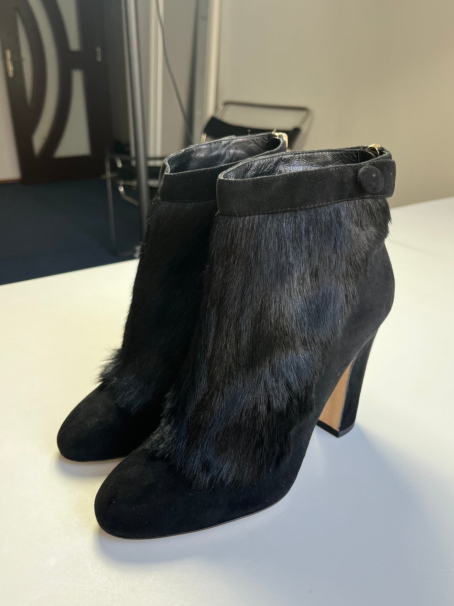 Dolce&Gabbana pony hair ankle boots - eu 39 - black