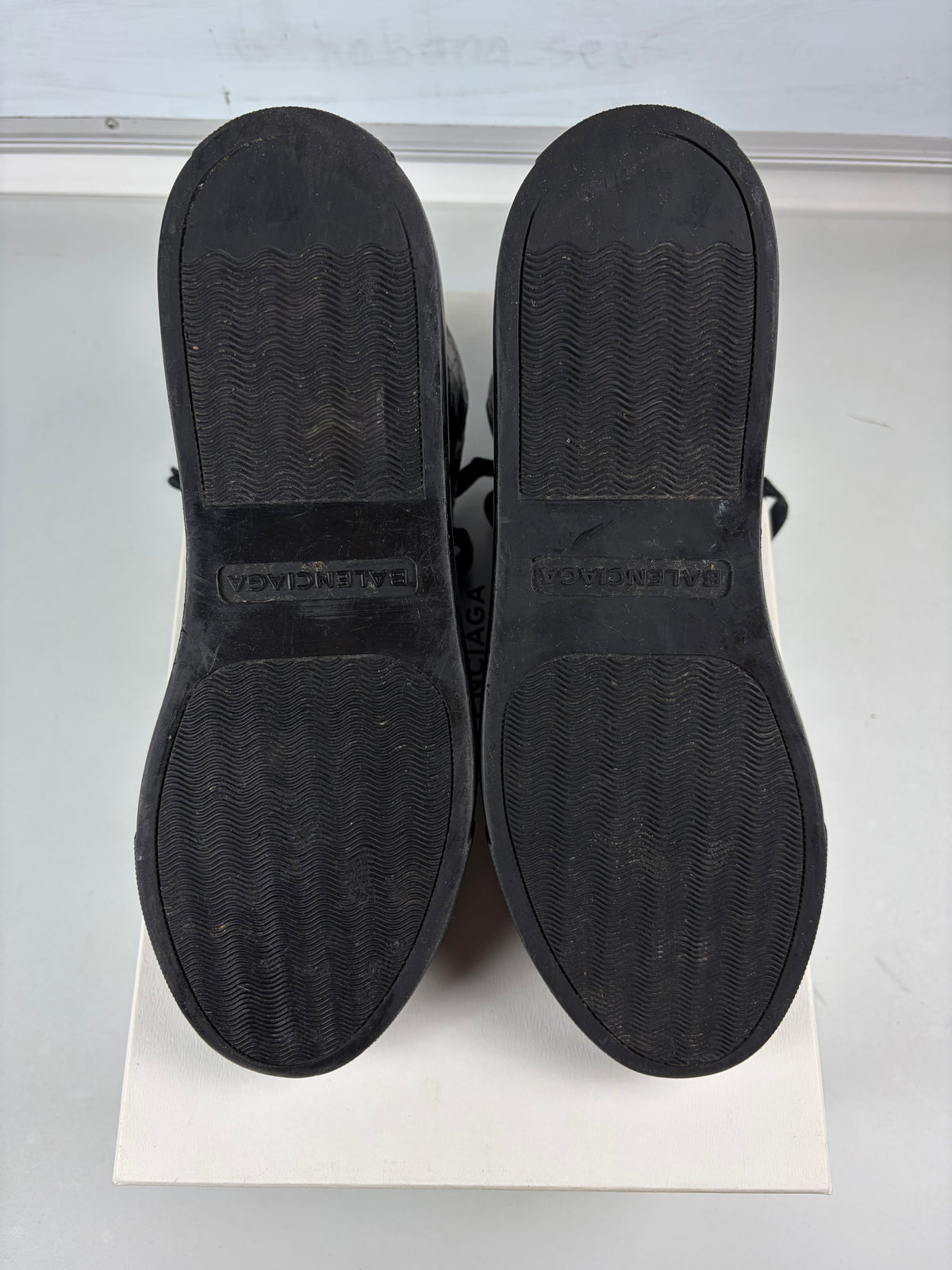 Balenciaga arena high tops - eu 42 / us 9 / uk 8 - black