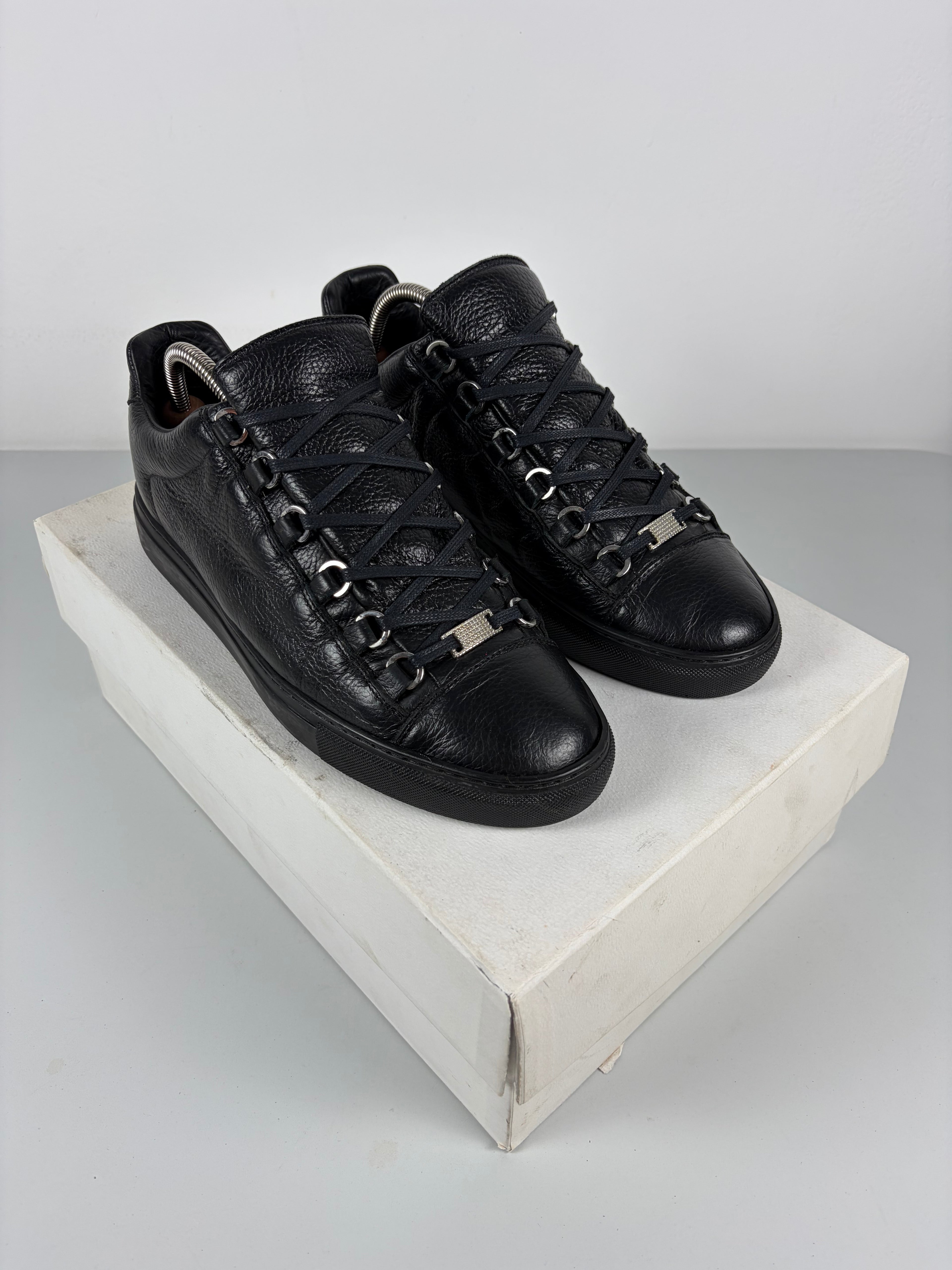Balenciaga arena low - eu 41 - black