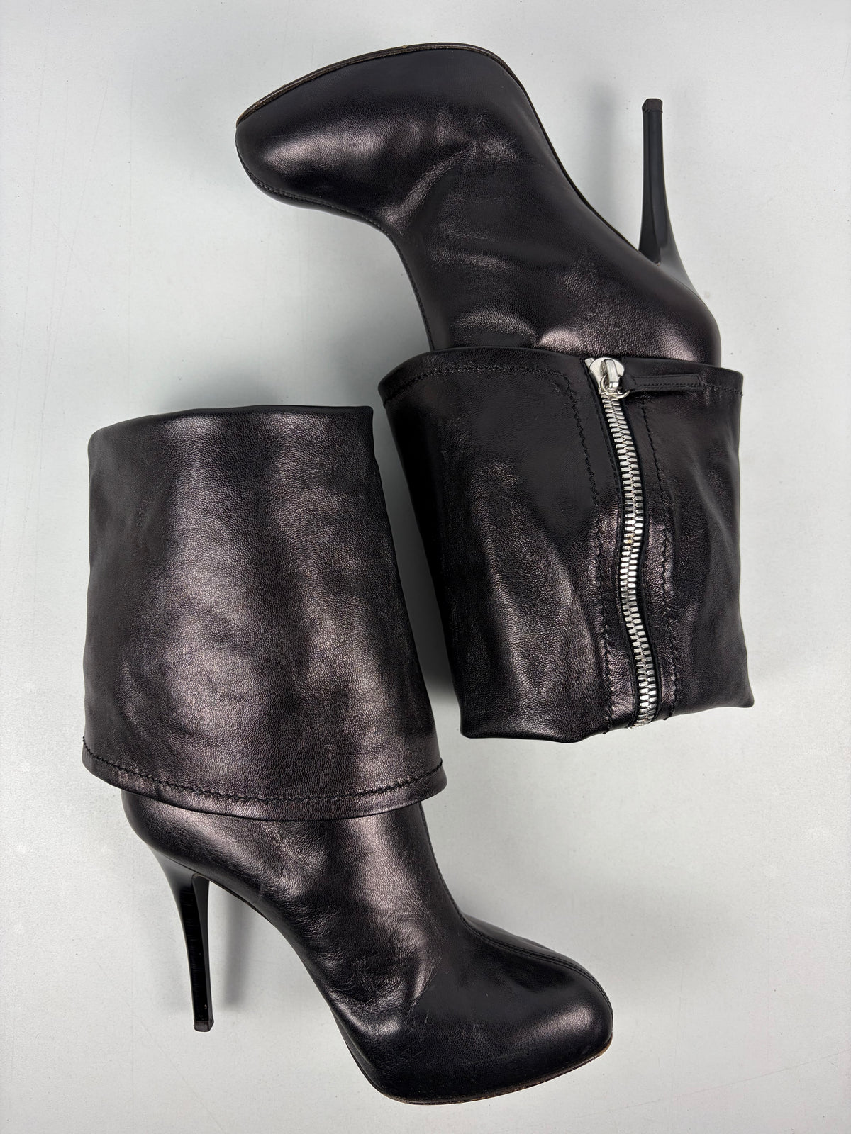 Giuseppe Zanotti fold-over zip boots - eu 37.5 / us 7.5 / uk 4.5 - black