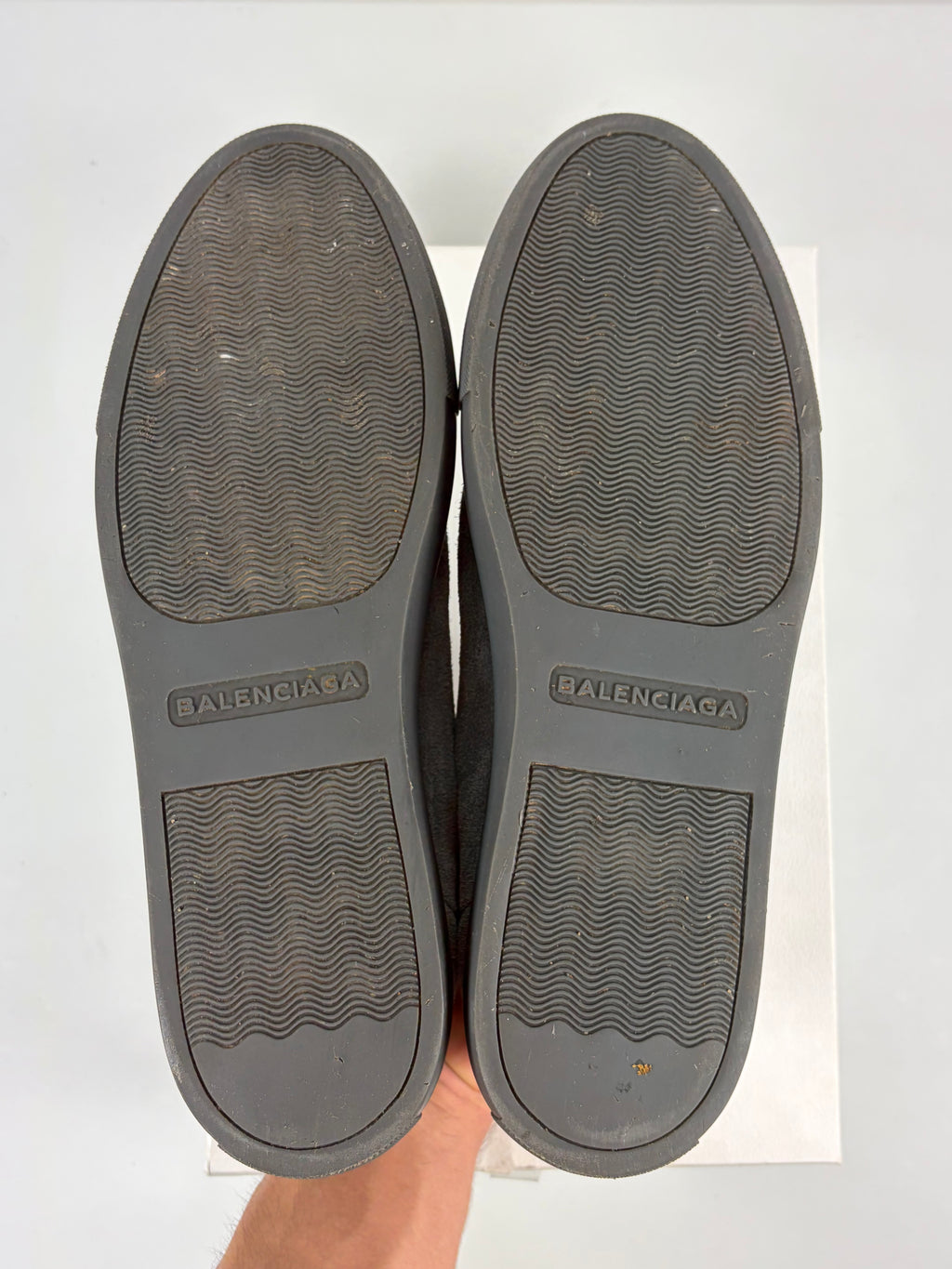 Balenciaga arena suede low - eu 43 / us 10 - grey
