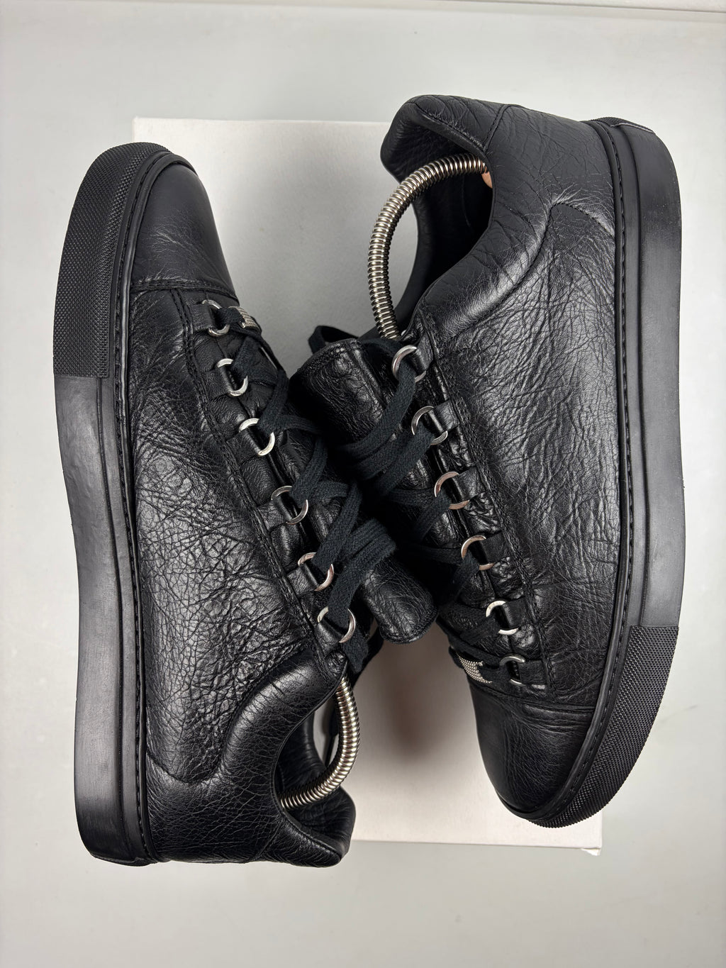 Balenciaga arena low - eu 43 / us 10 - black