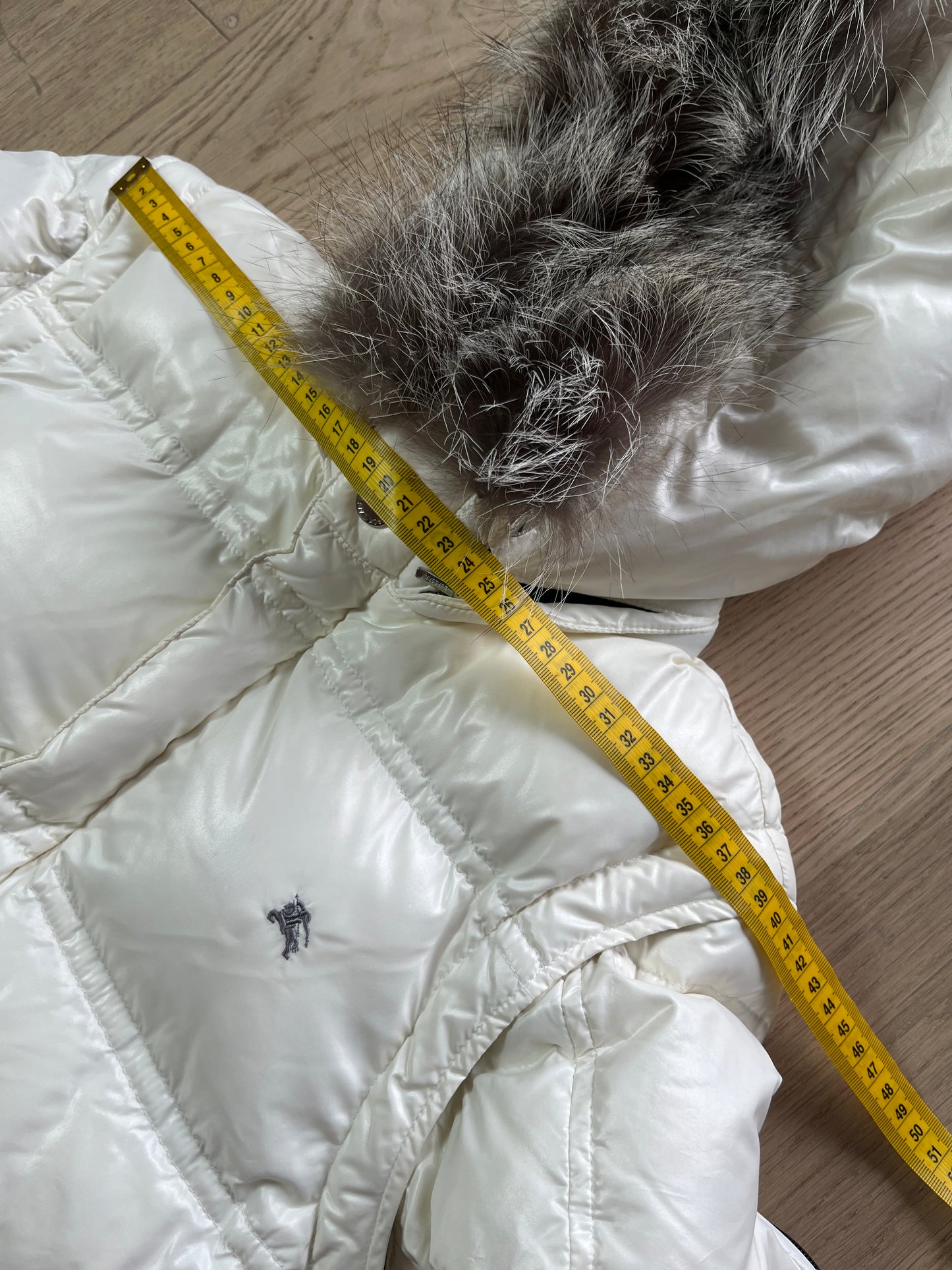 00’s BURBERRY made in Japan real fur down jacket (S/M) - white