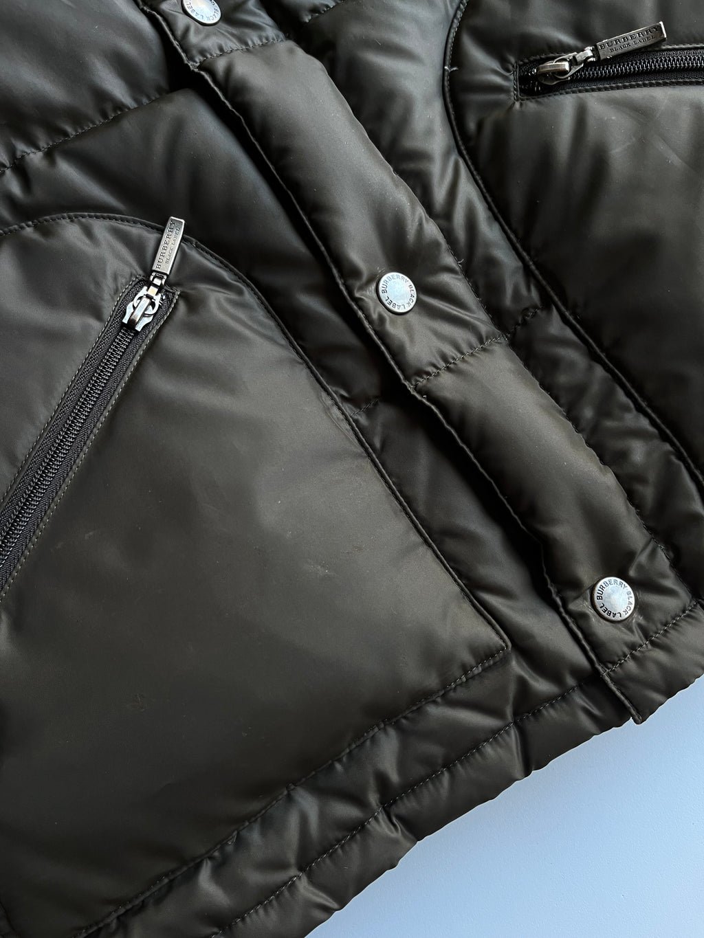 00’s BURBERRY made in Japan real fur down jacket (M/L) - olive green