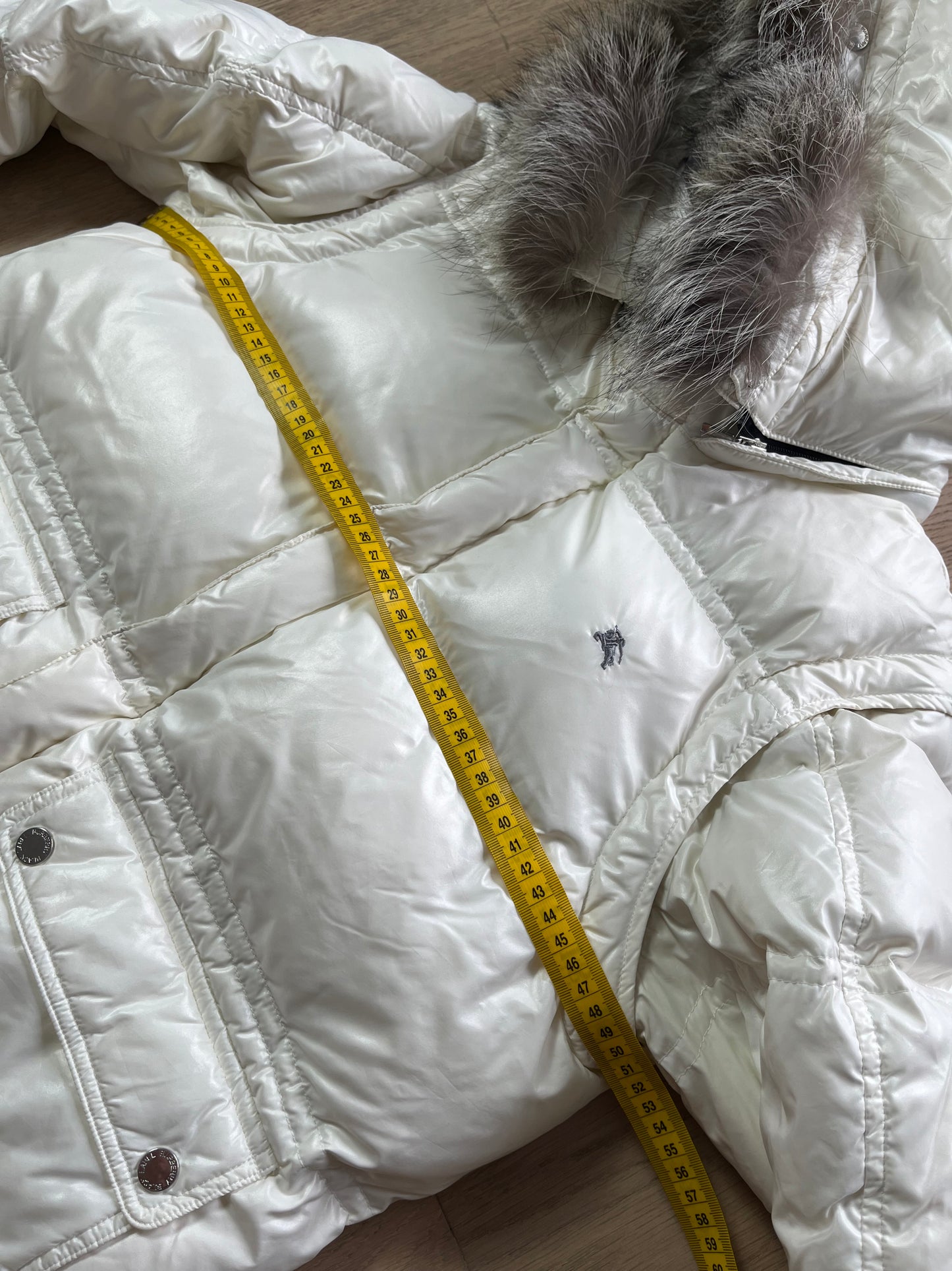 00’s BURBERRY made in Japan real fur down jacket (S/M) - white