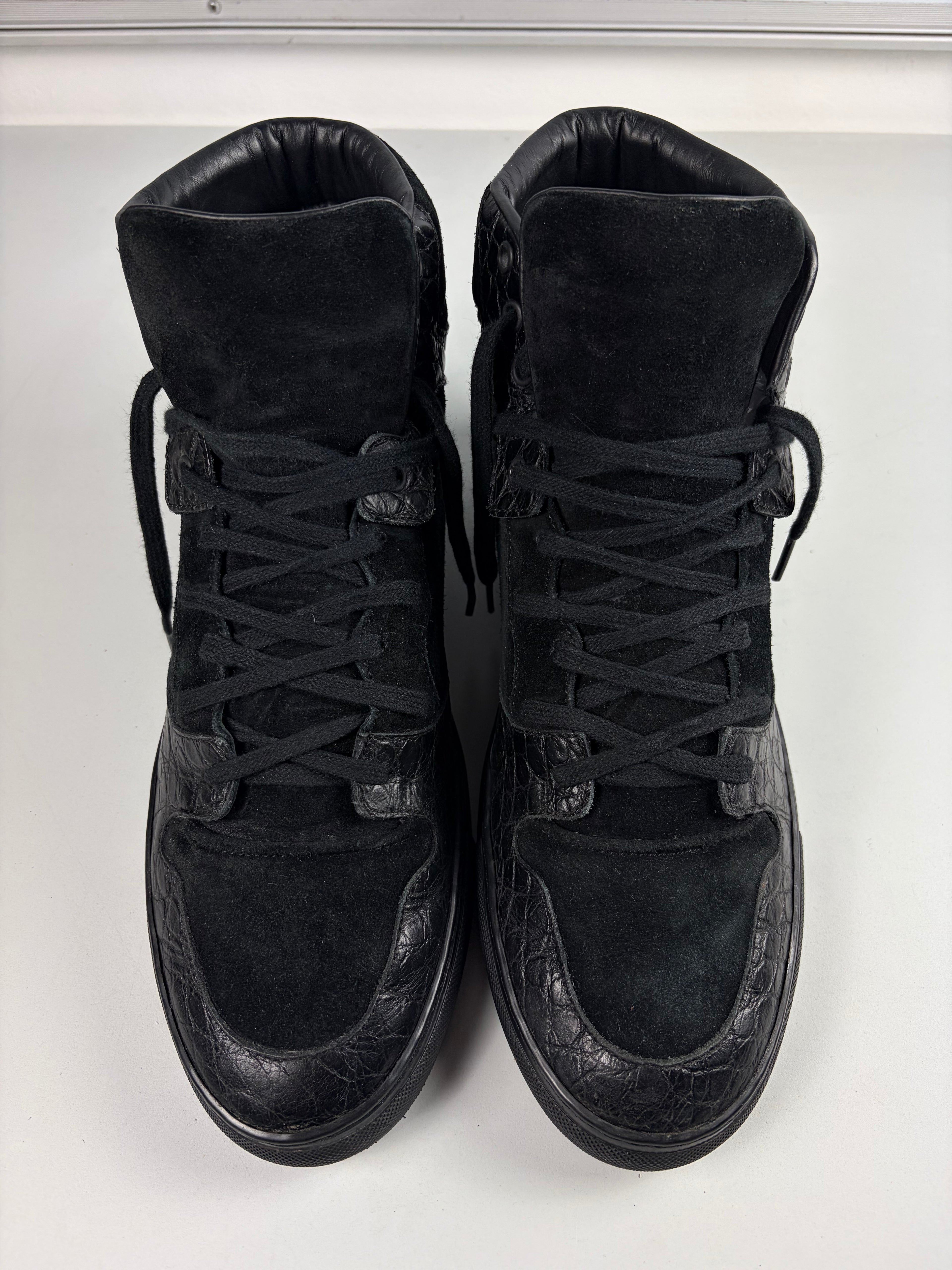 Balenciaga crocodile-embossed leather high tops - eu 44 / us 11 - black