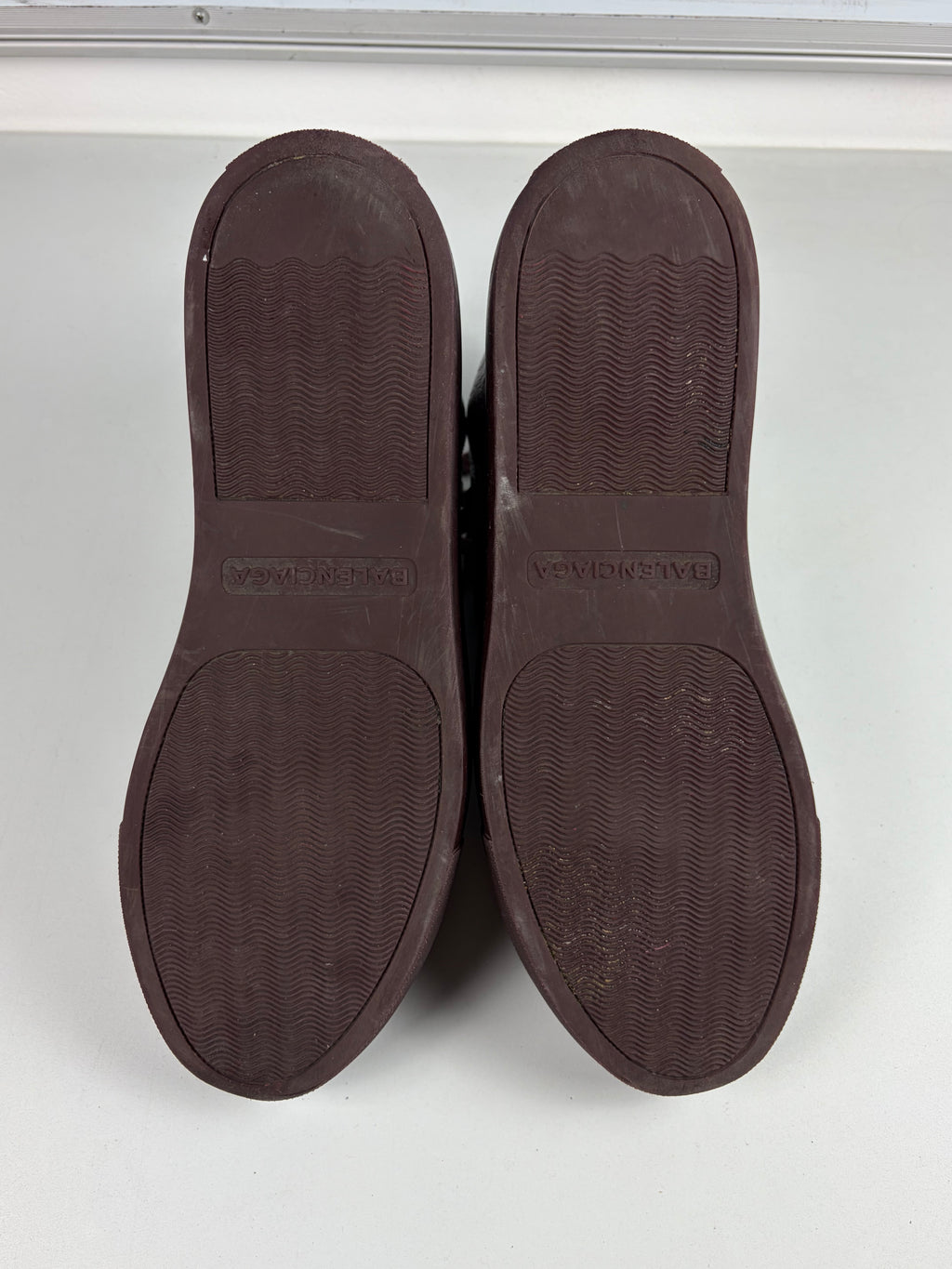 Balenciaga arena high tops - eu 41 / us 8 - burgundy