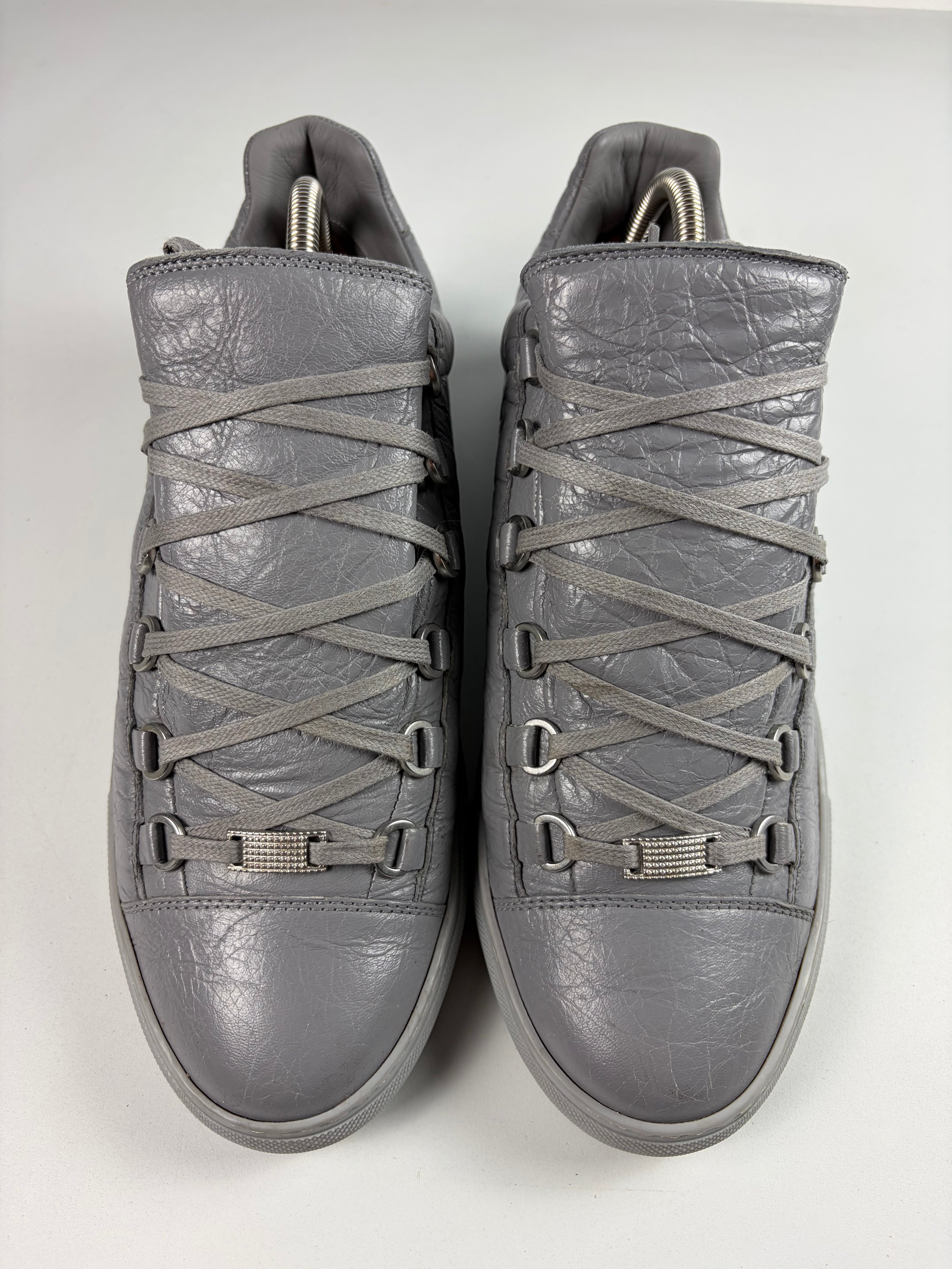 Balenciaga arena low - eu 42 / us 9 - grey