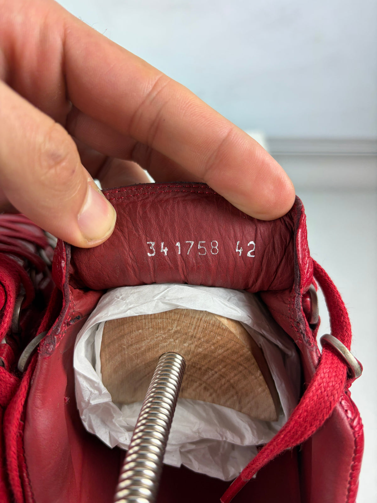 Balenciaga arena low - eu 42 / us 9 / uk 8 - red