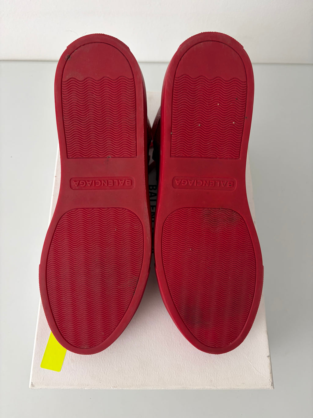 Balenciaga arena high tops - eu 41 - red