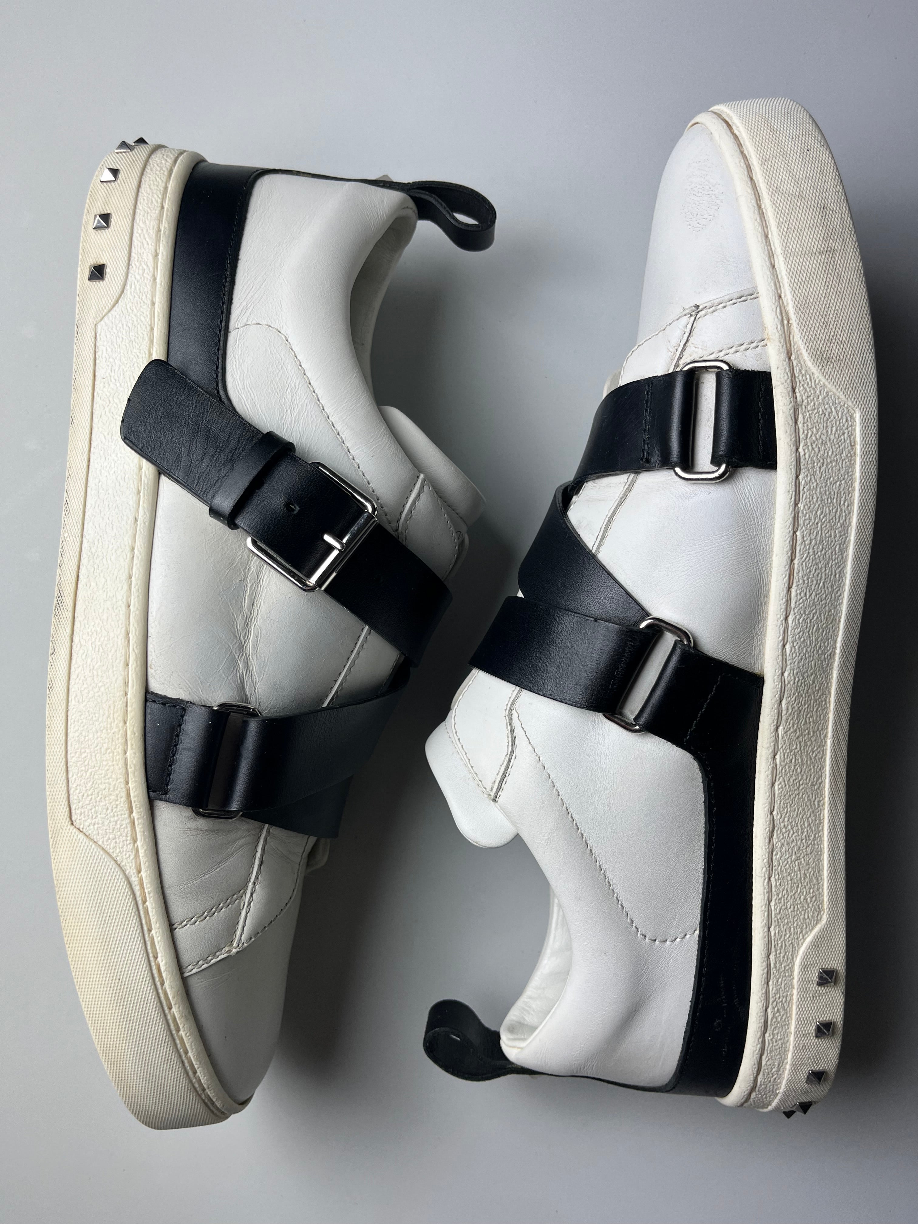 Valentino Garavani low buckle strap - Eu 43 - white