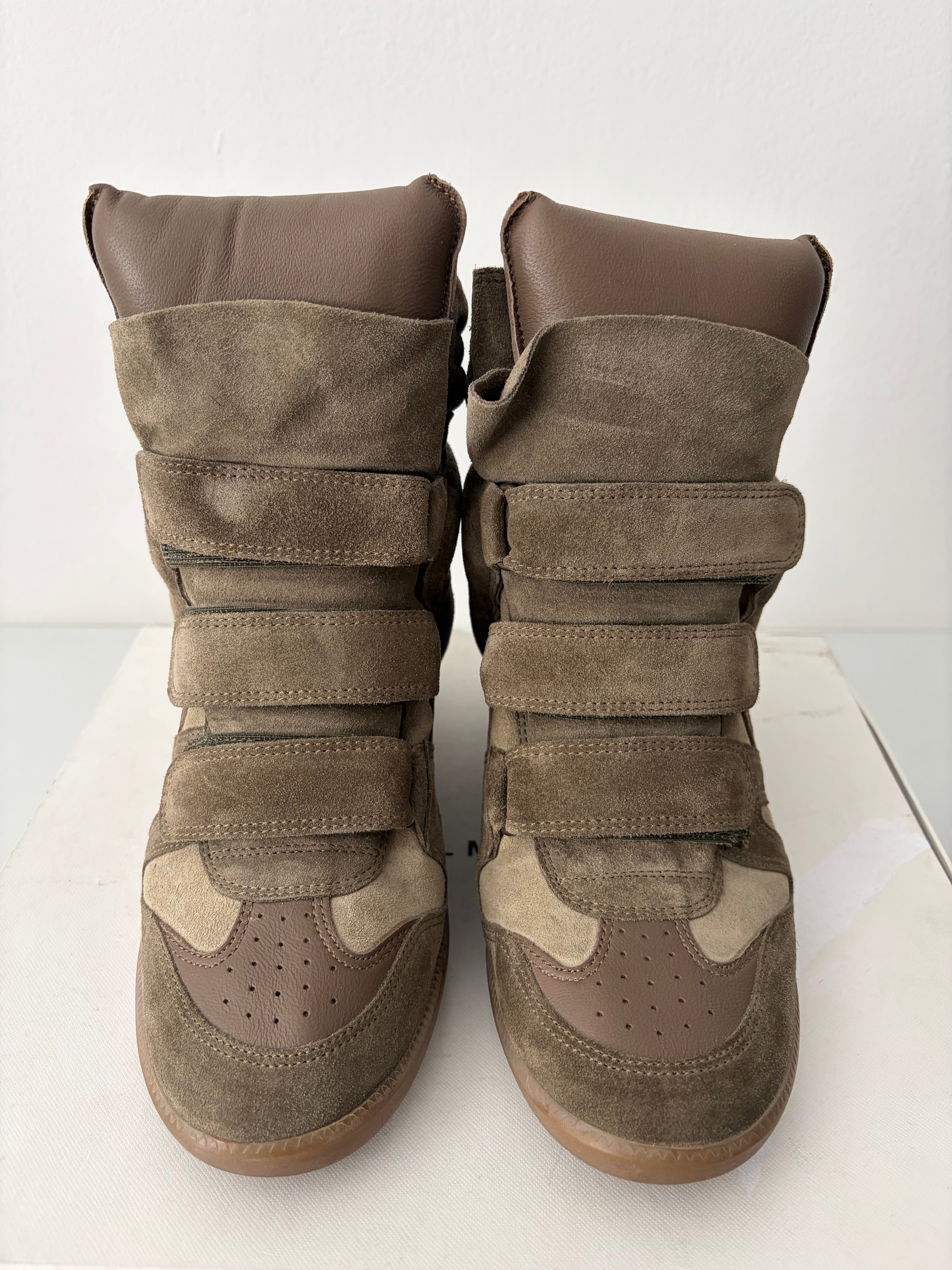 ISABEL MARANT
Bekett wedge sneakers - eu 40 - brand new