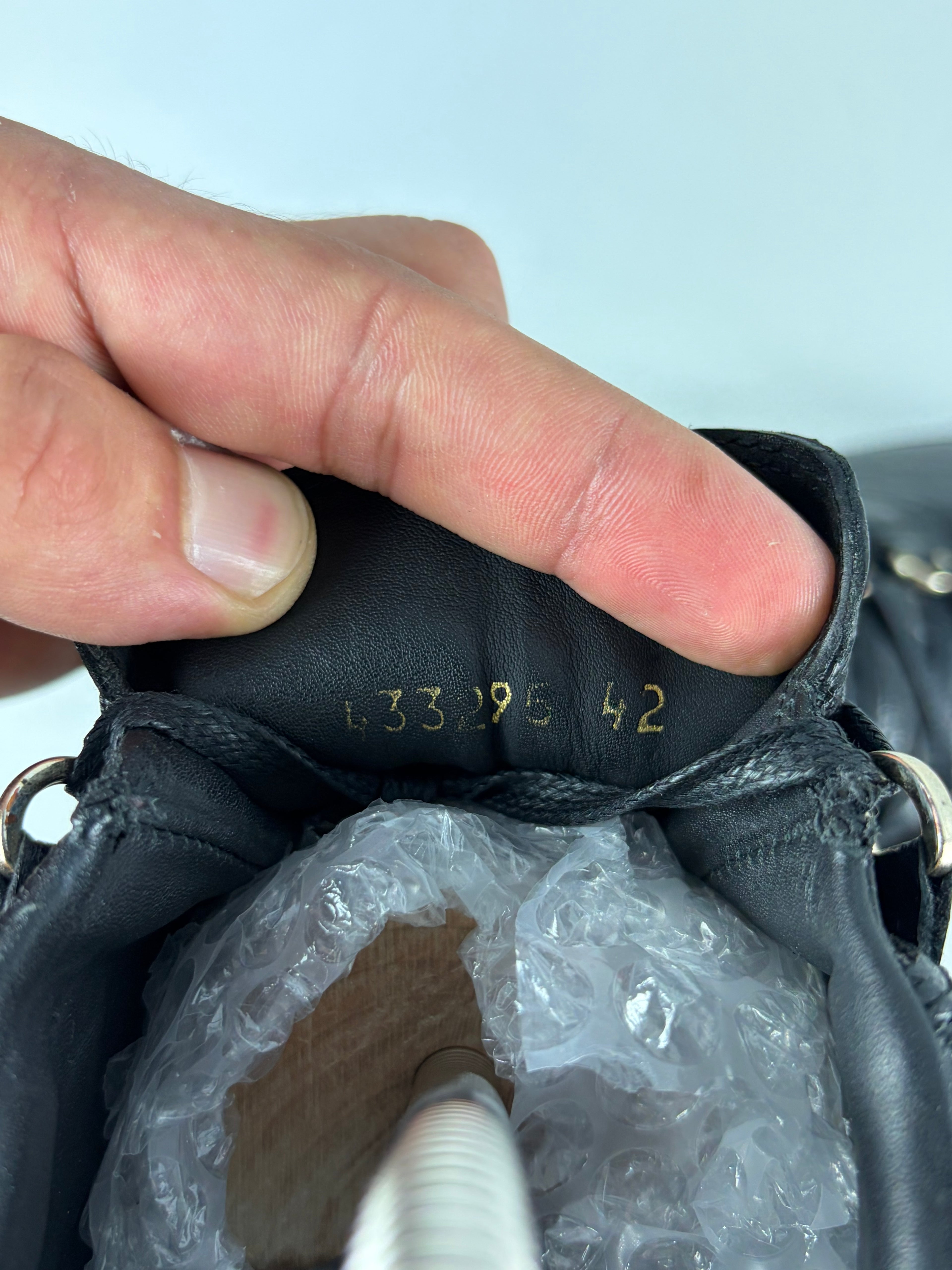 Balenciaga arena low - eu 42 / us 9 - black