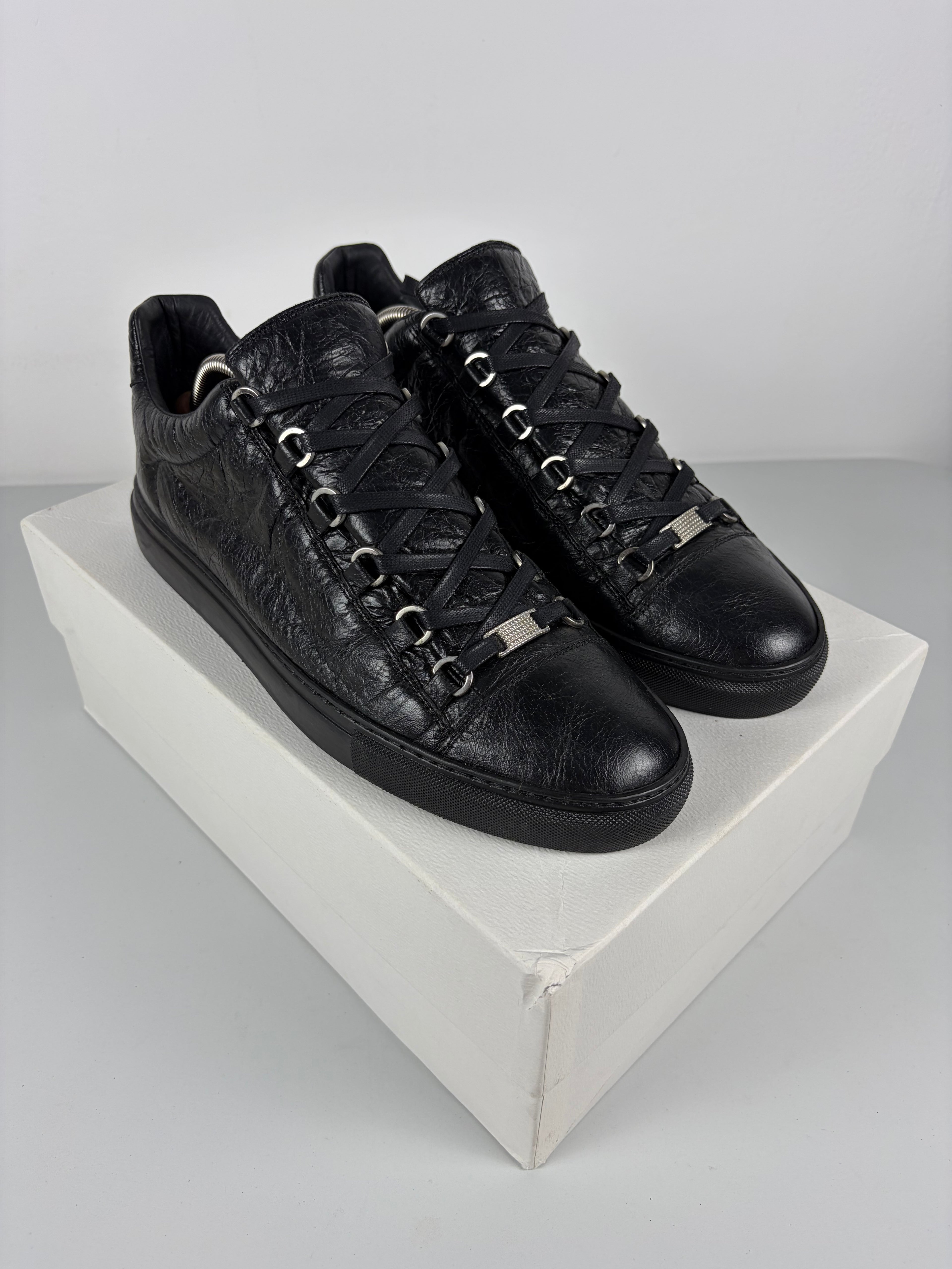 Balenciaga arena low - eu 44 - black