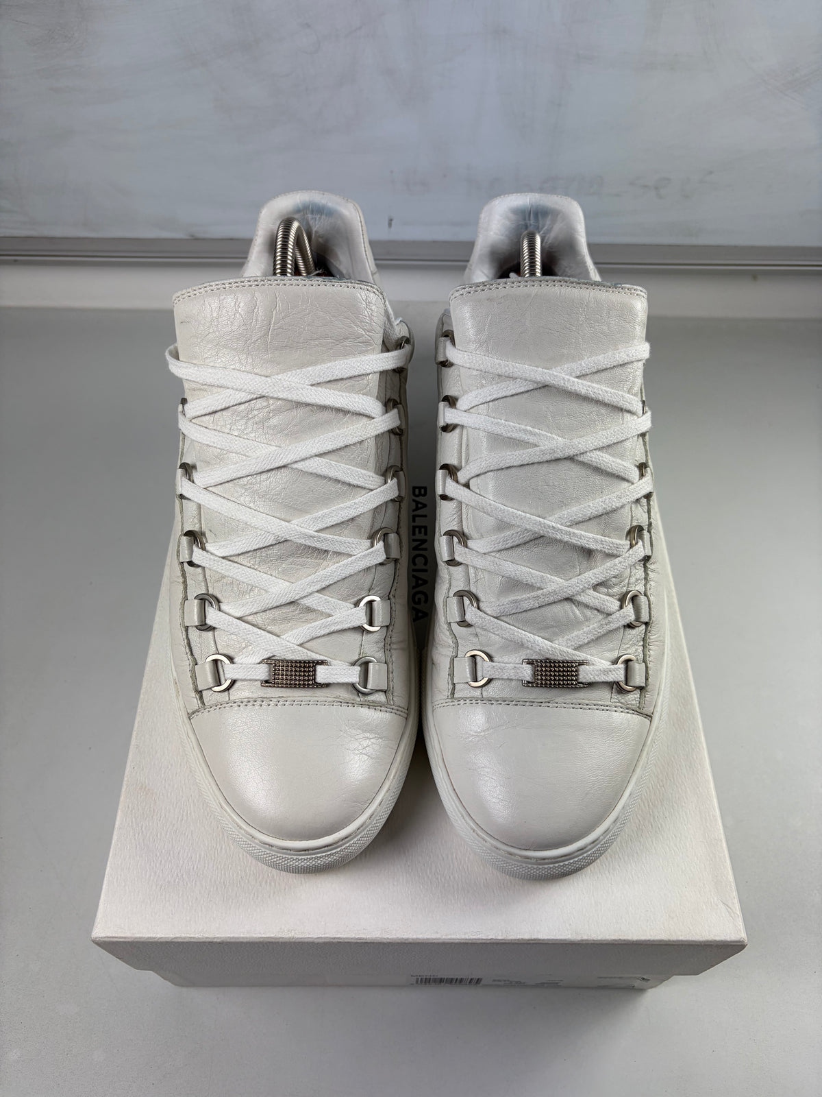 Balenciaga arena low - eu 43 / us 10 - white