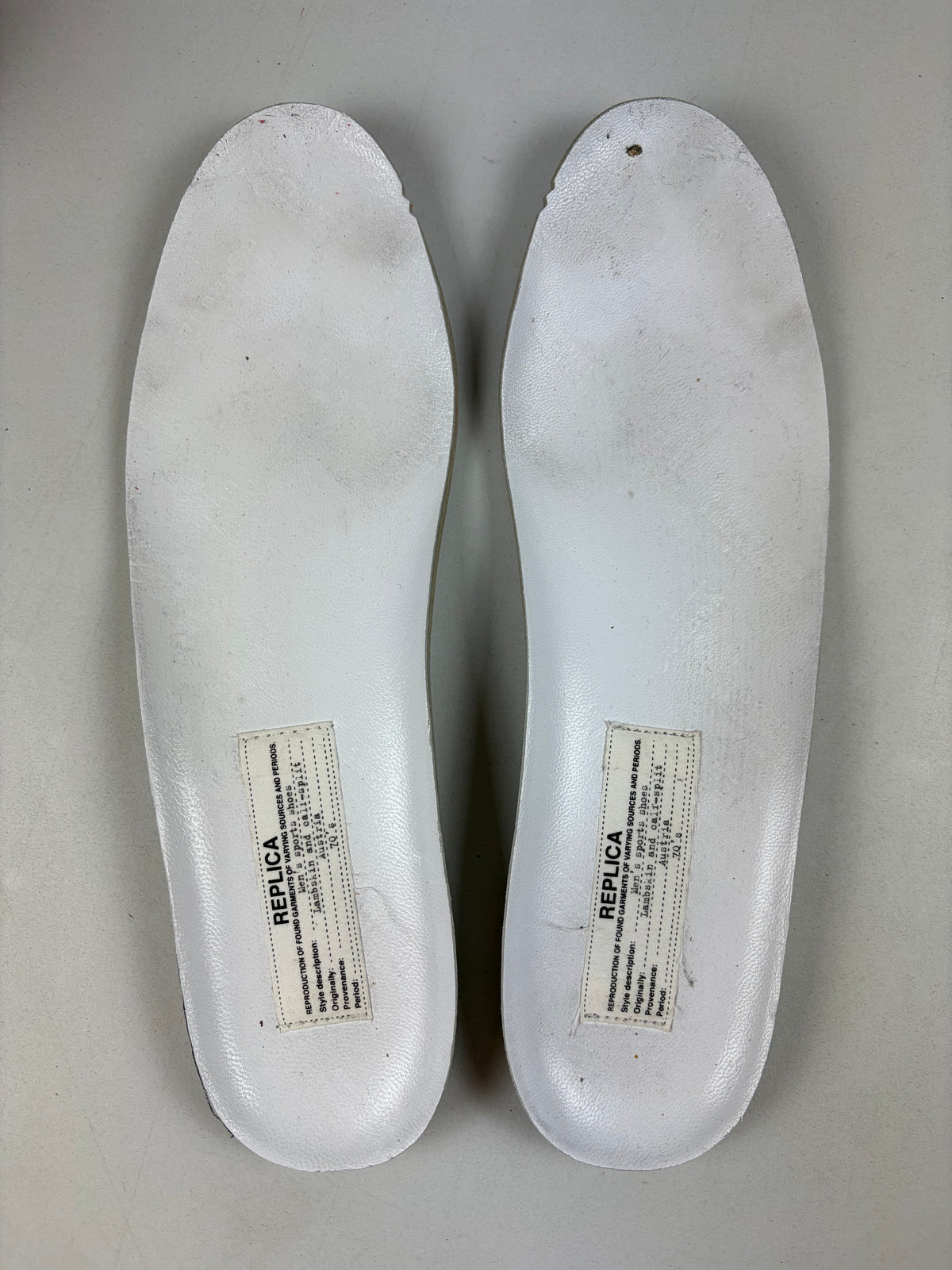 Maison Margiela Replica Red low gats - eu 42 / us 9 / uk 8 - red