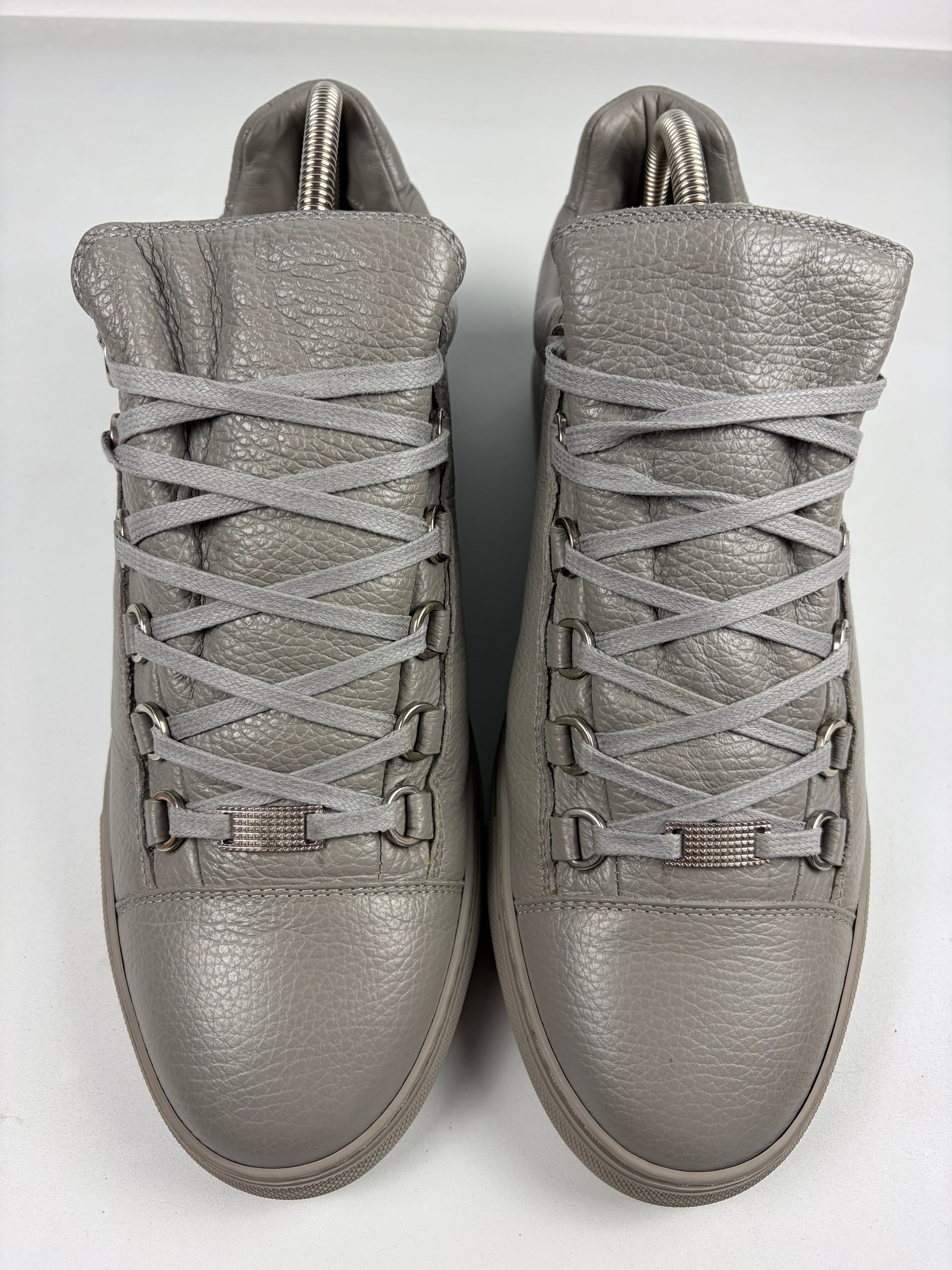 Balenciaga arena low - eu 43 / us 10 - grey