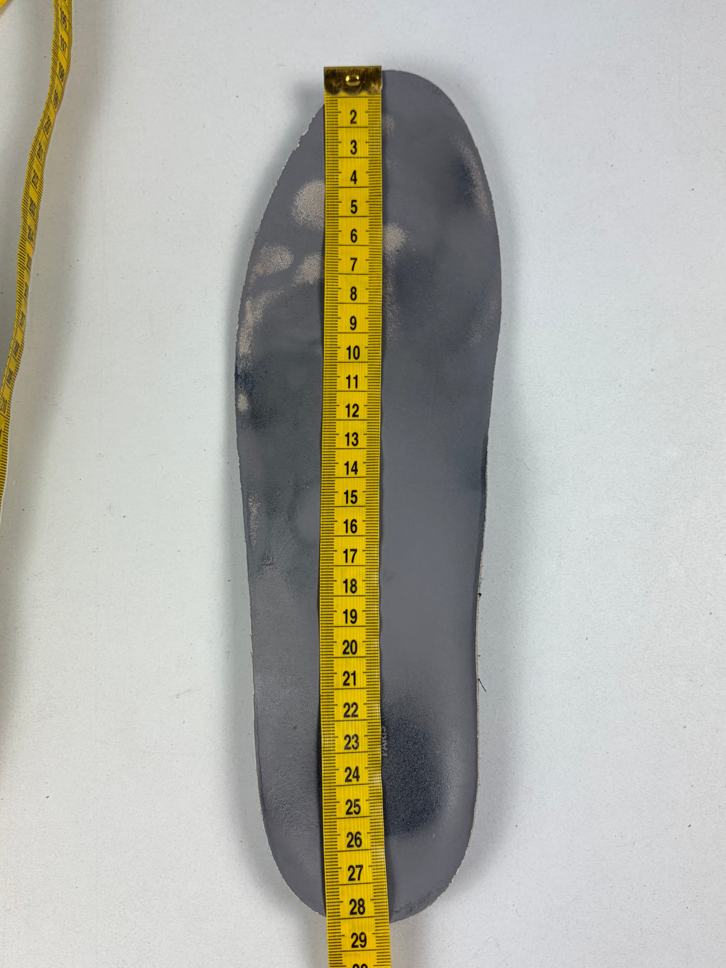 Balenciaga arena low - eu 42 / us 9 / uk 8 - grey