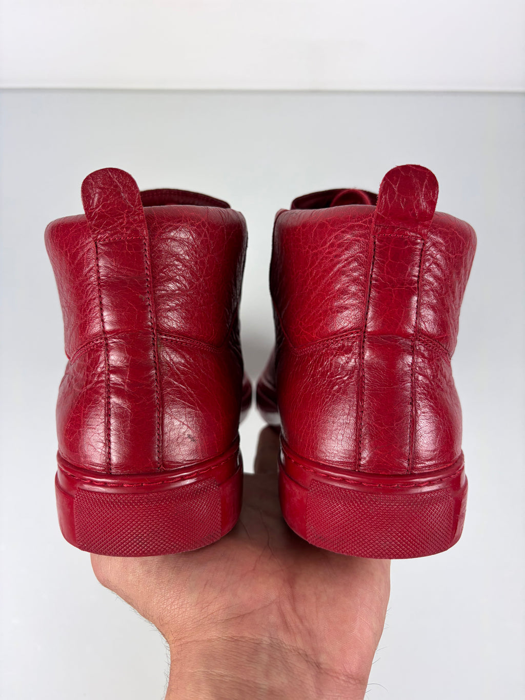 Balenciaga arena high tops - eu 44 - red