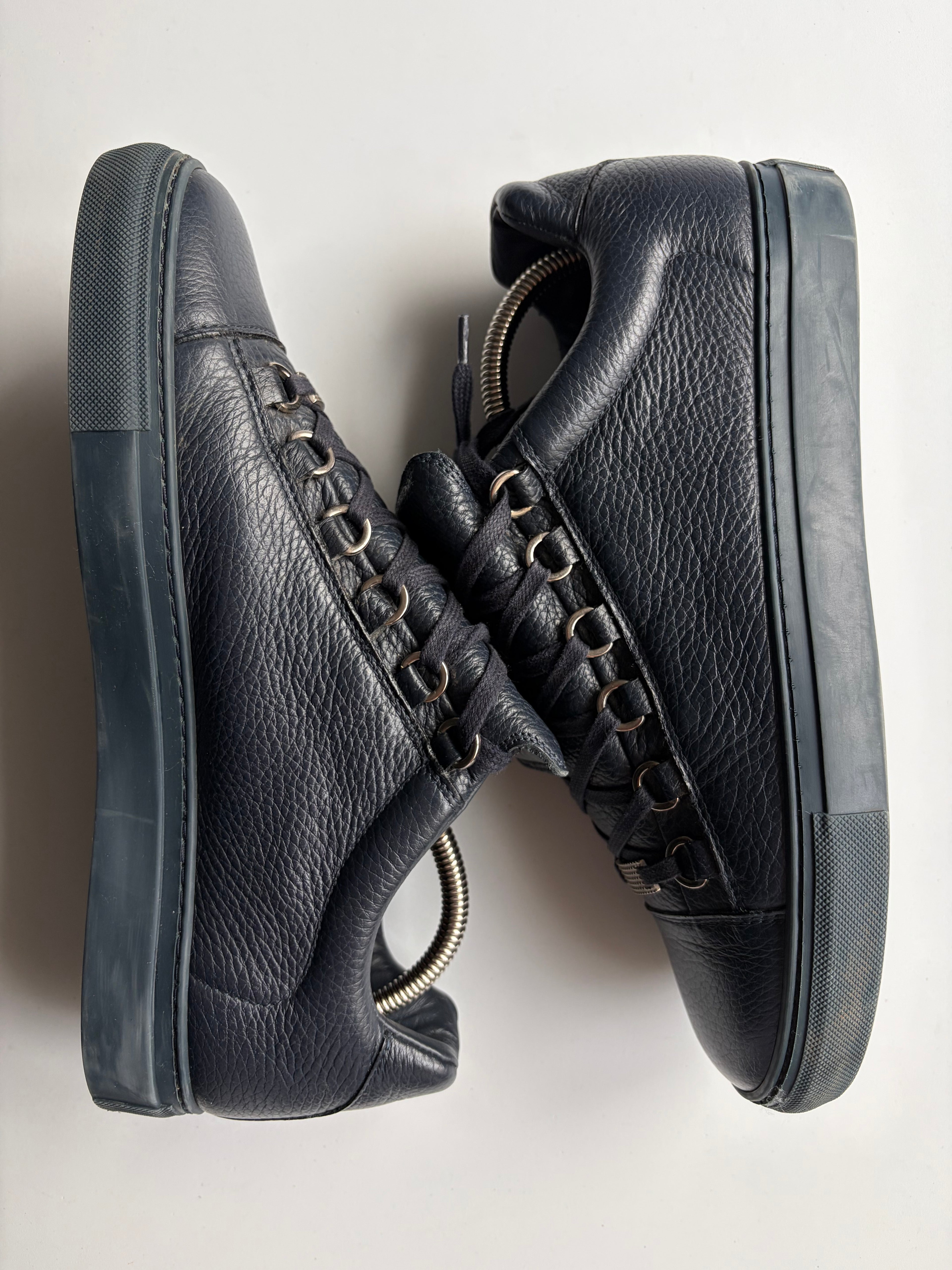 Balenciaga arena low - eu 41 - navy blue